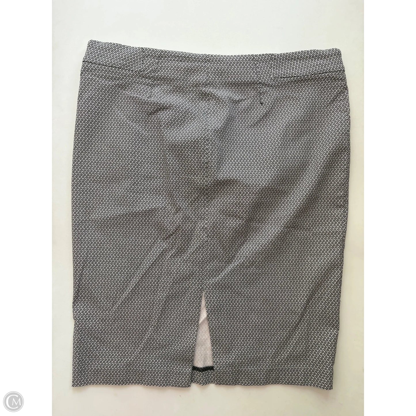 Skirt Midi By Cato In Black & White, Size: 18