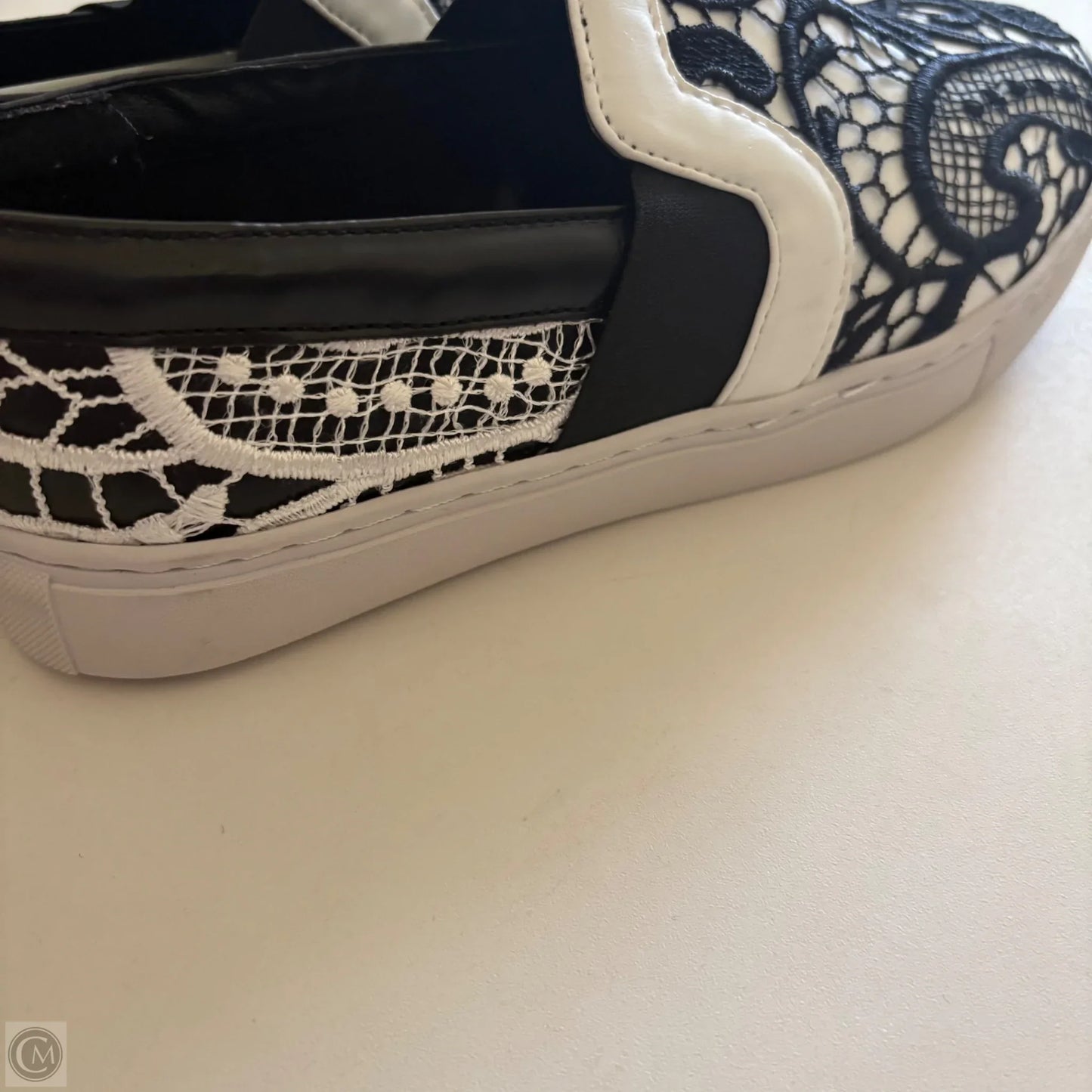 Shoes Flats By Steve Madden In Black, Size: 6