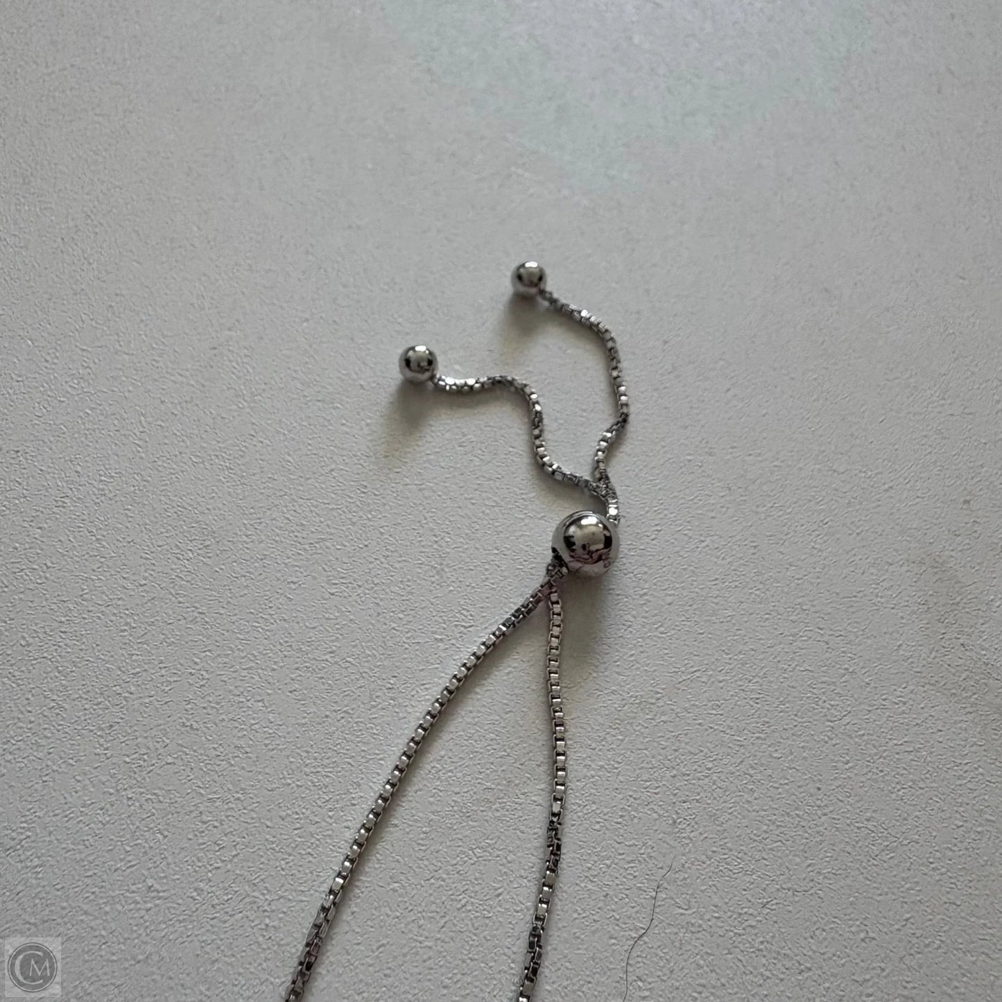 Bracelet Chain By Clothes Mentor, Size: 1