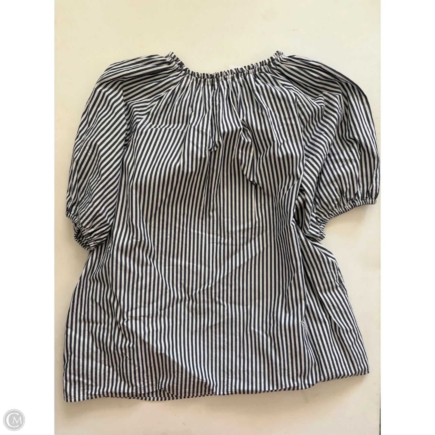 Top Short Sleeve By Cato In Striped Pattern, Size: L