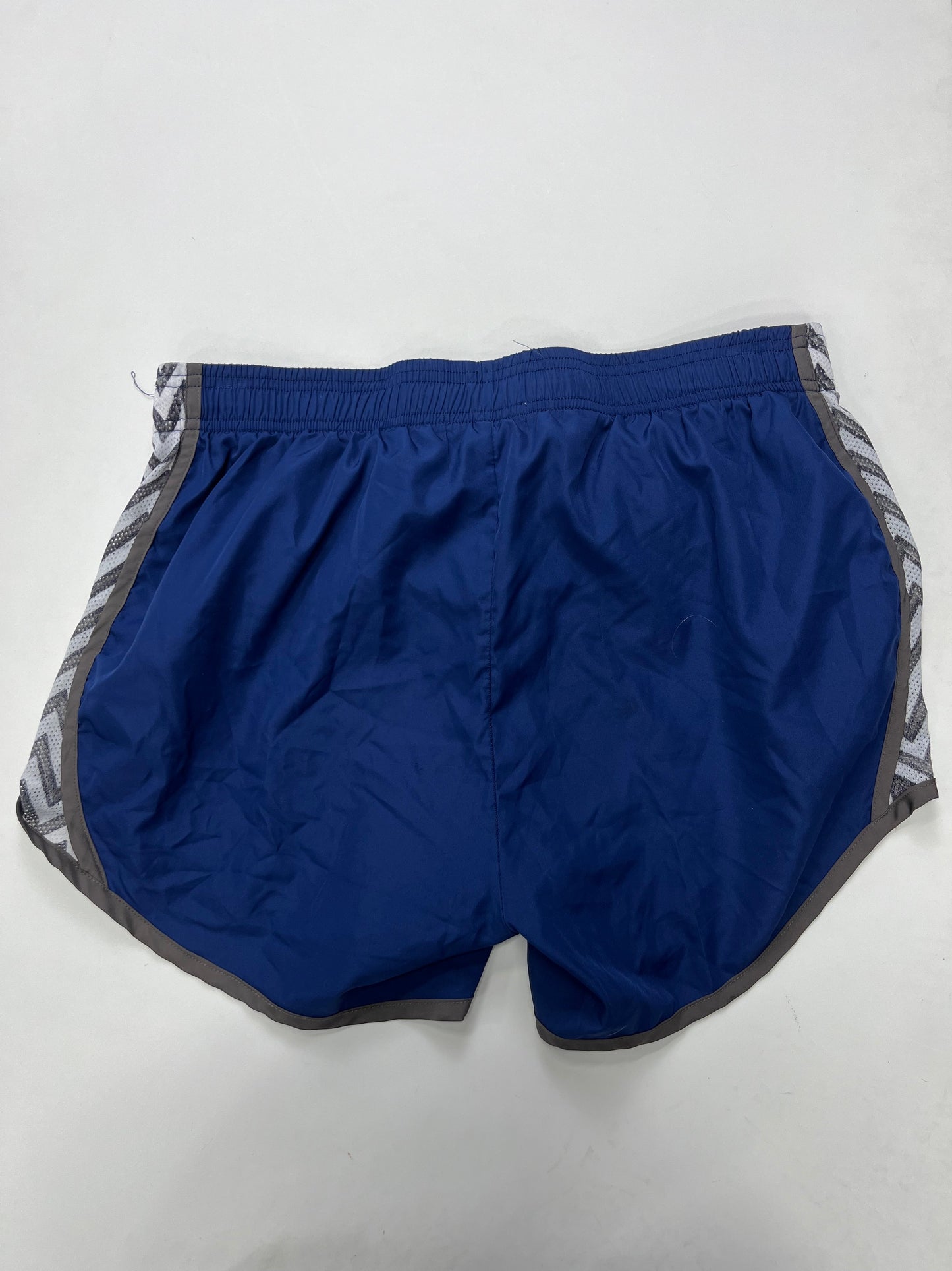Athletic Shorts By Runway Ready Active Size: L