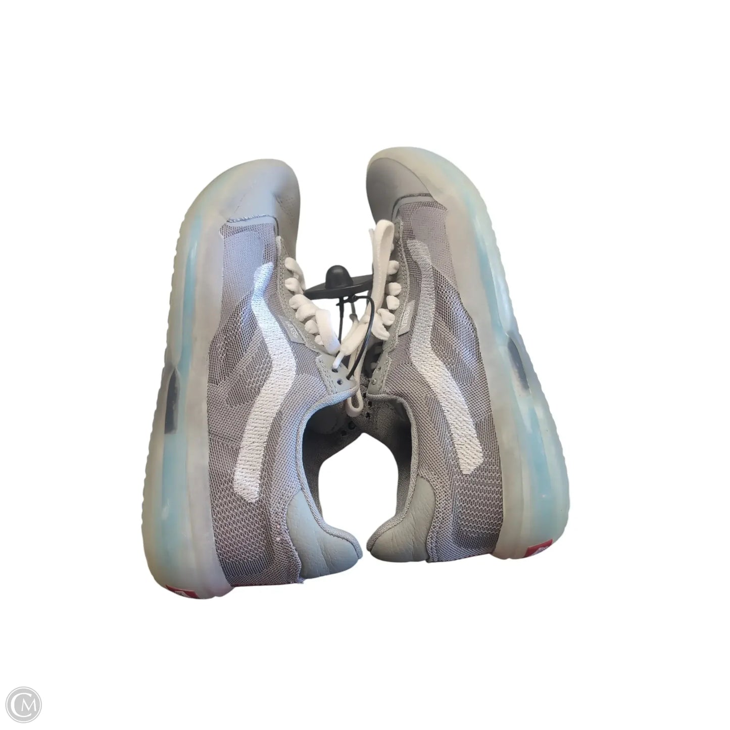 Shoes Sneakers By Vans In Grey & White, Size: 7