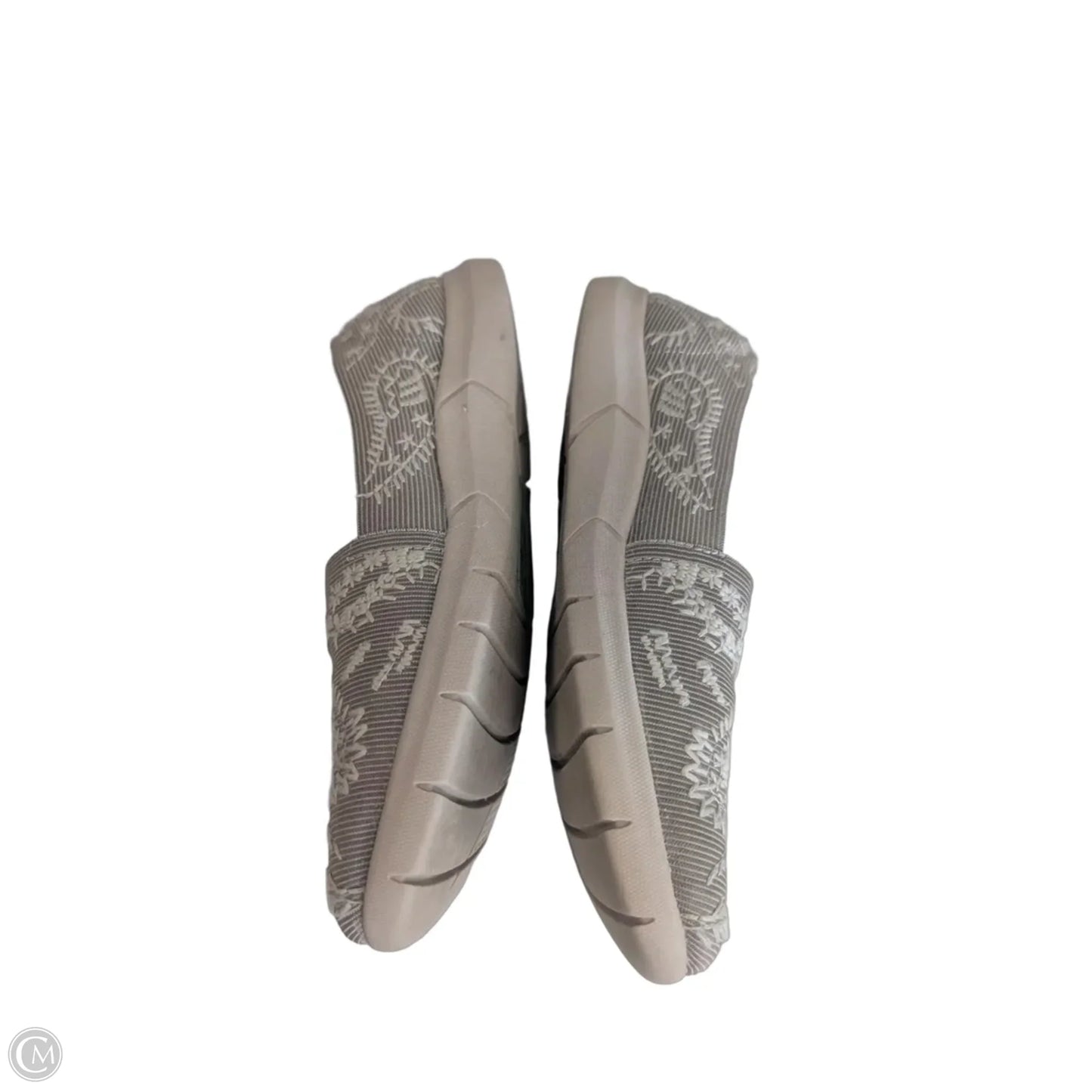 Shoes Flats By Bare Traps In Tan, Size: 6.5