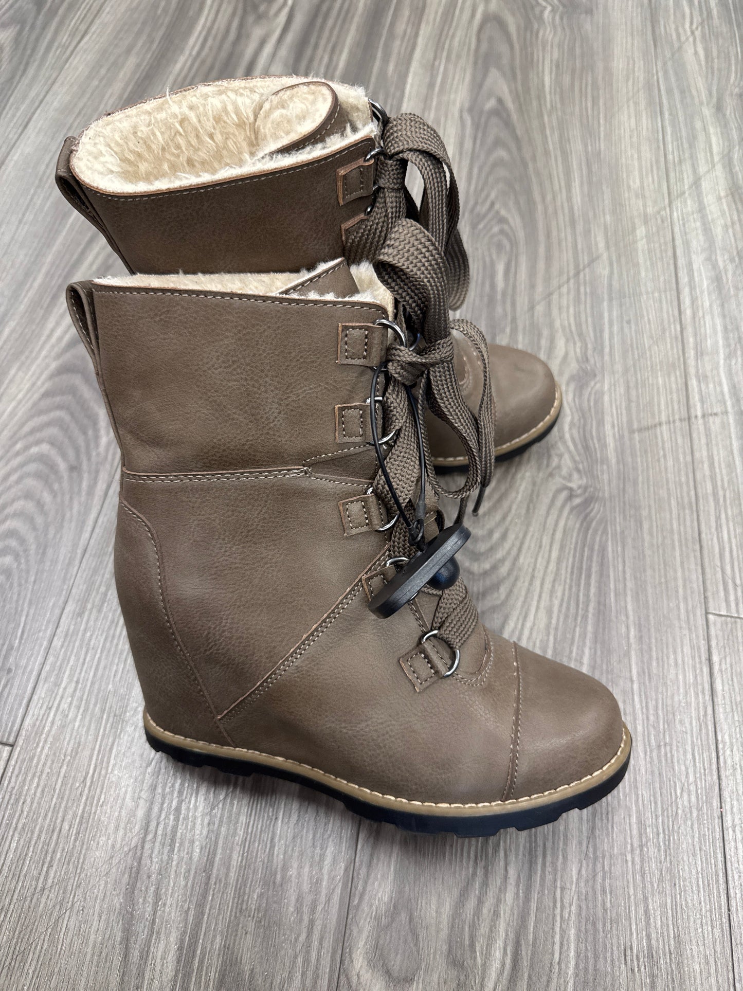 Boots Ankle Heels By Universal Thread In Taupe, Size: 6