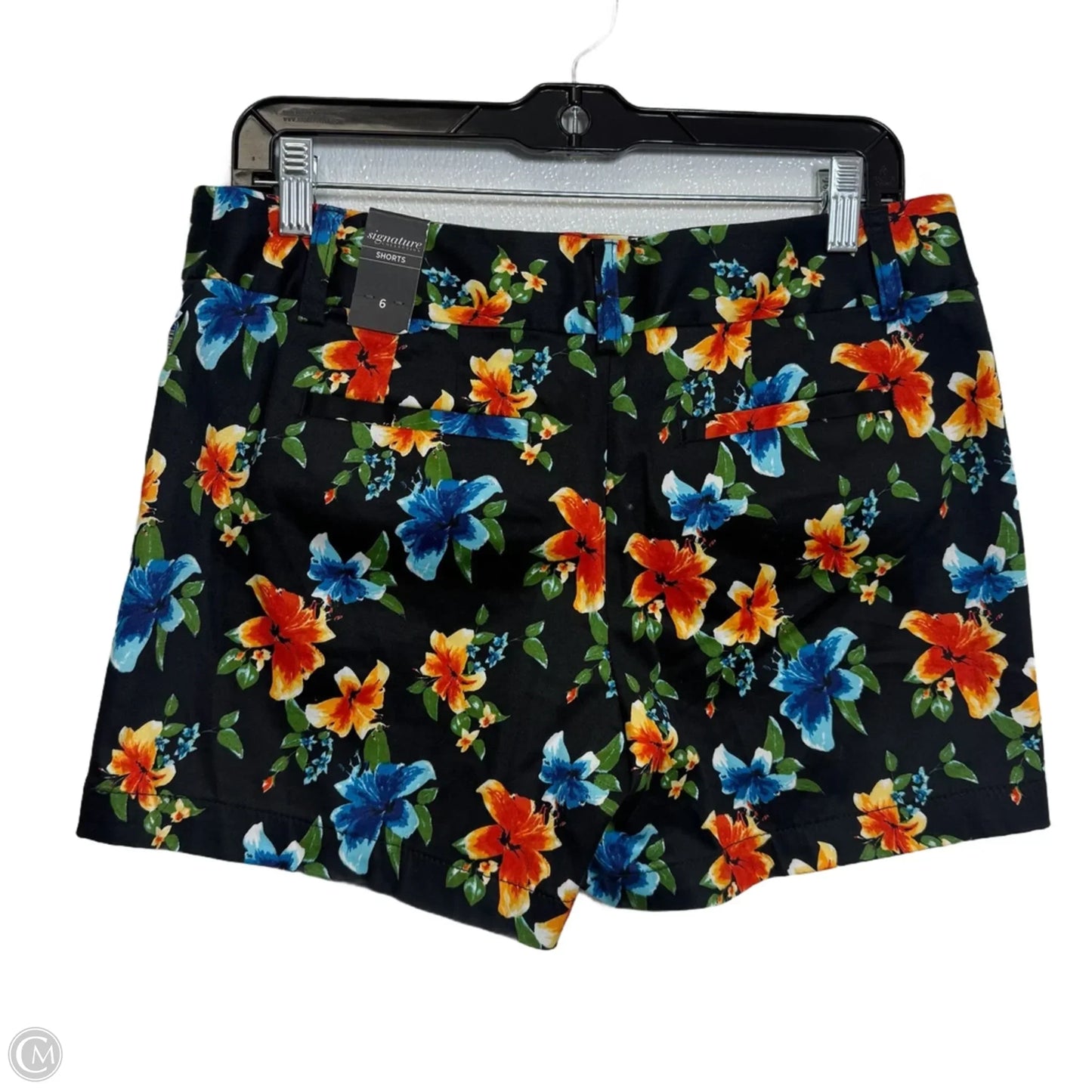 Shorts By White House Black Market In Floral Print, Size: 6