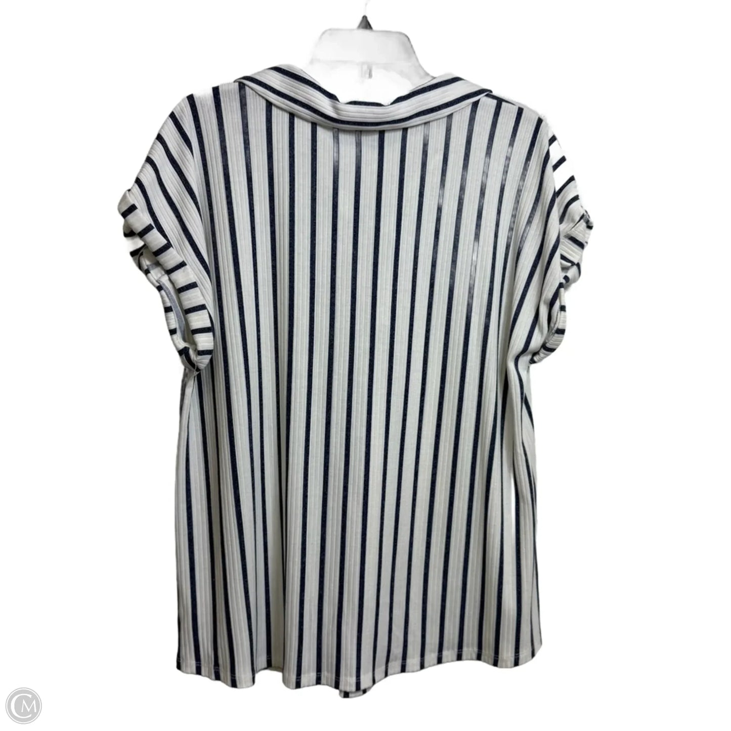 Top Short Sleeve Basic By Clothes Mentor In Striped Pattern, Size: 1x