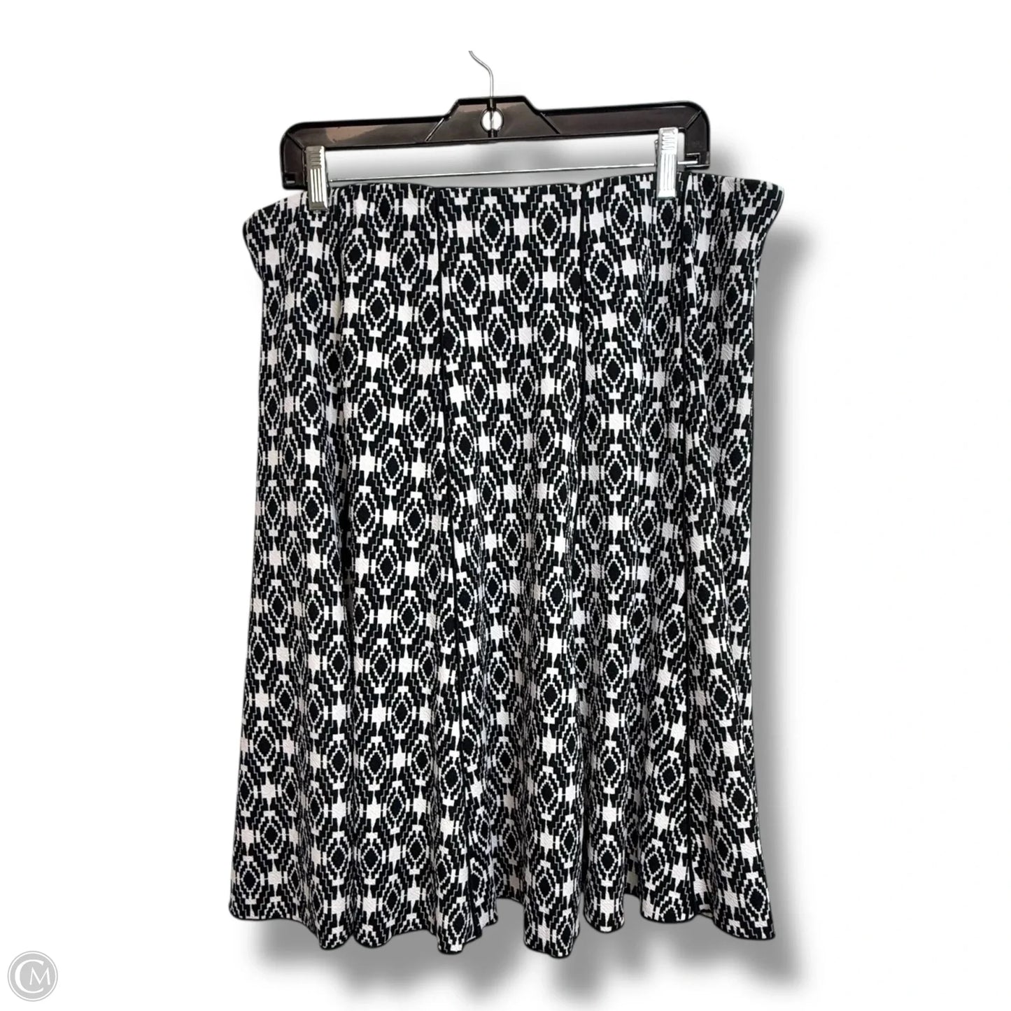 Skirt Mini & Short By Dressbarn In Black & White, Size: L