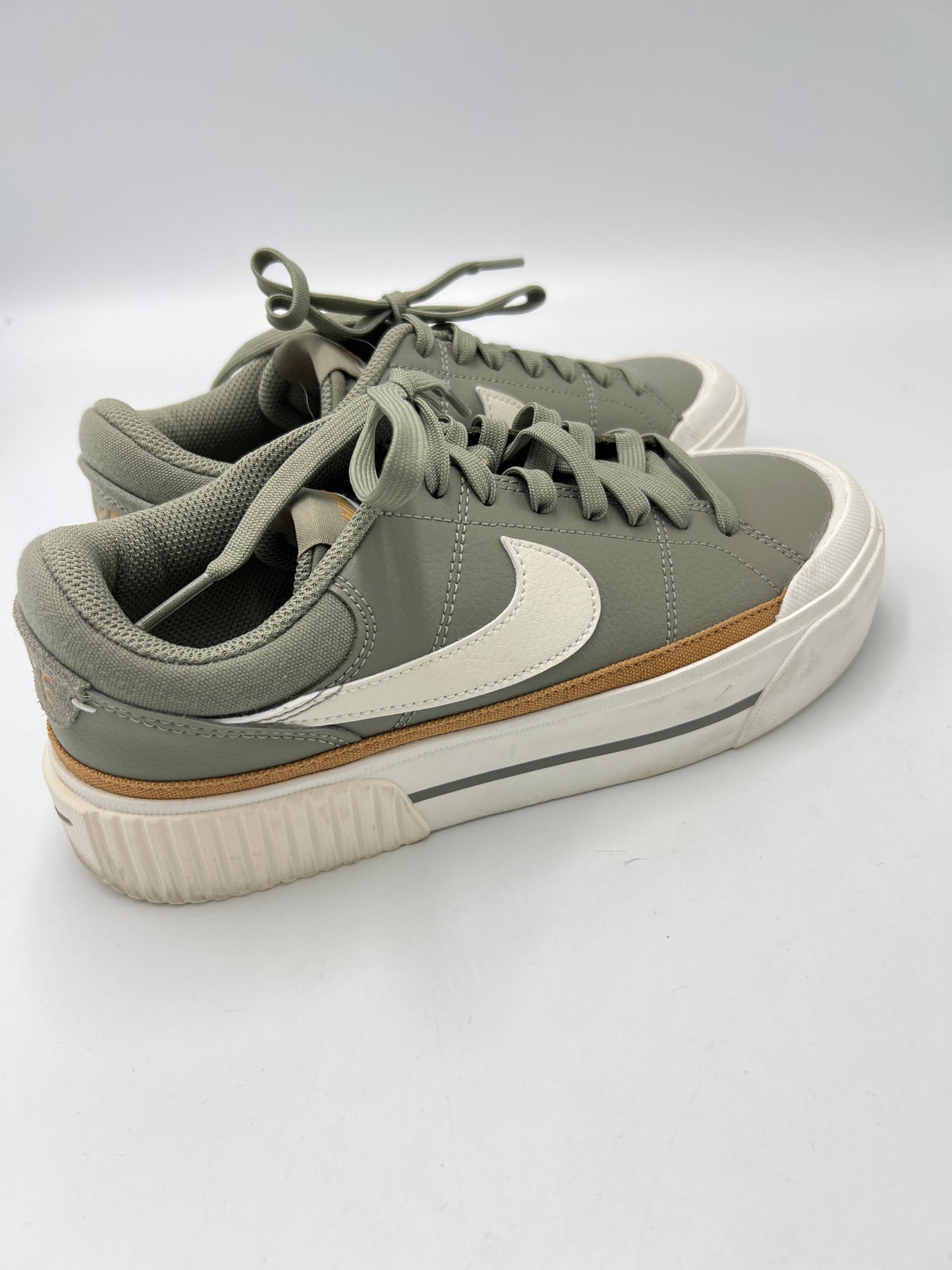 Shoes Athletic By Nike Size: 7