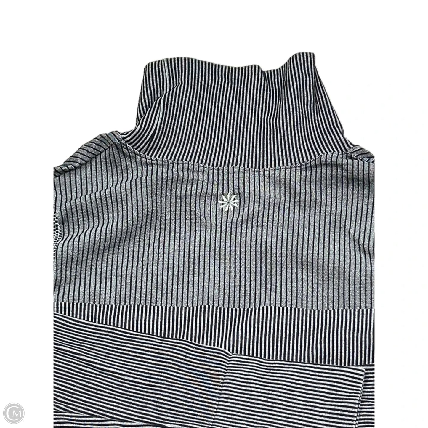 Athletic Top Long Sleeve Collar By Athleta In Black, Size: M