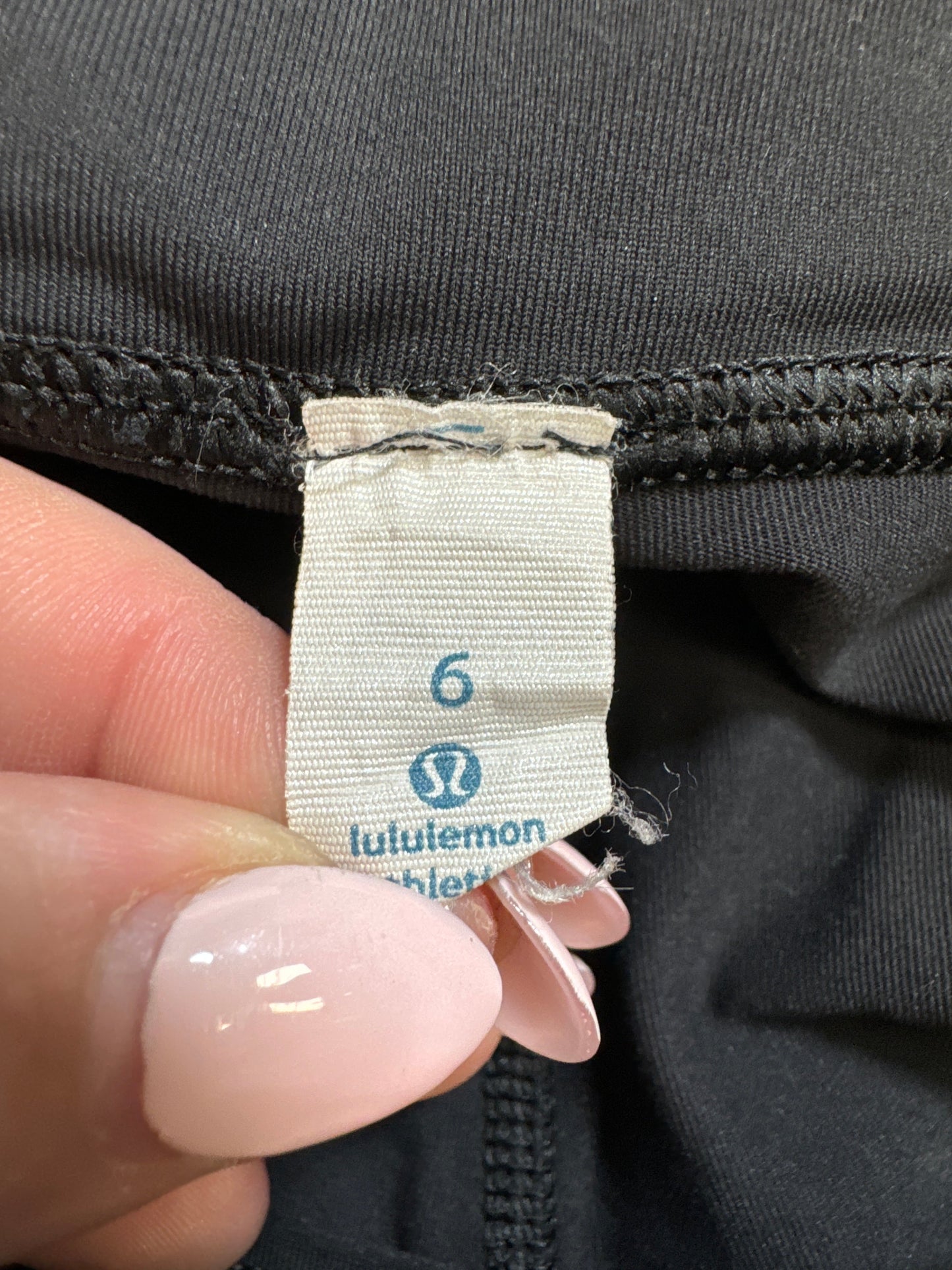 Athletic Capris By Lululemon In Black, Size: 6