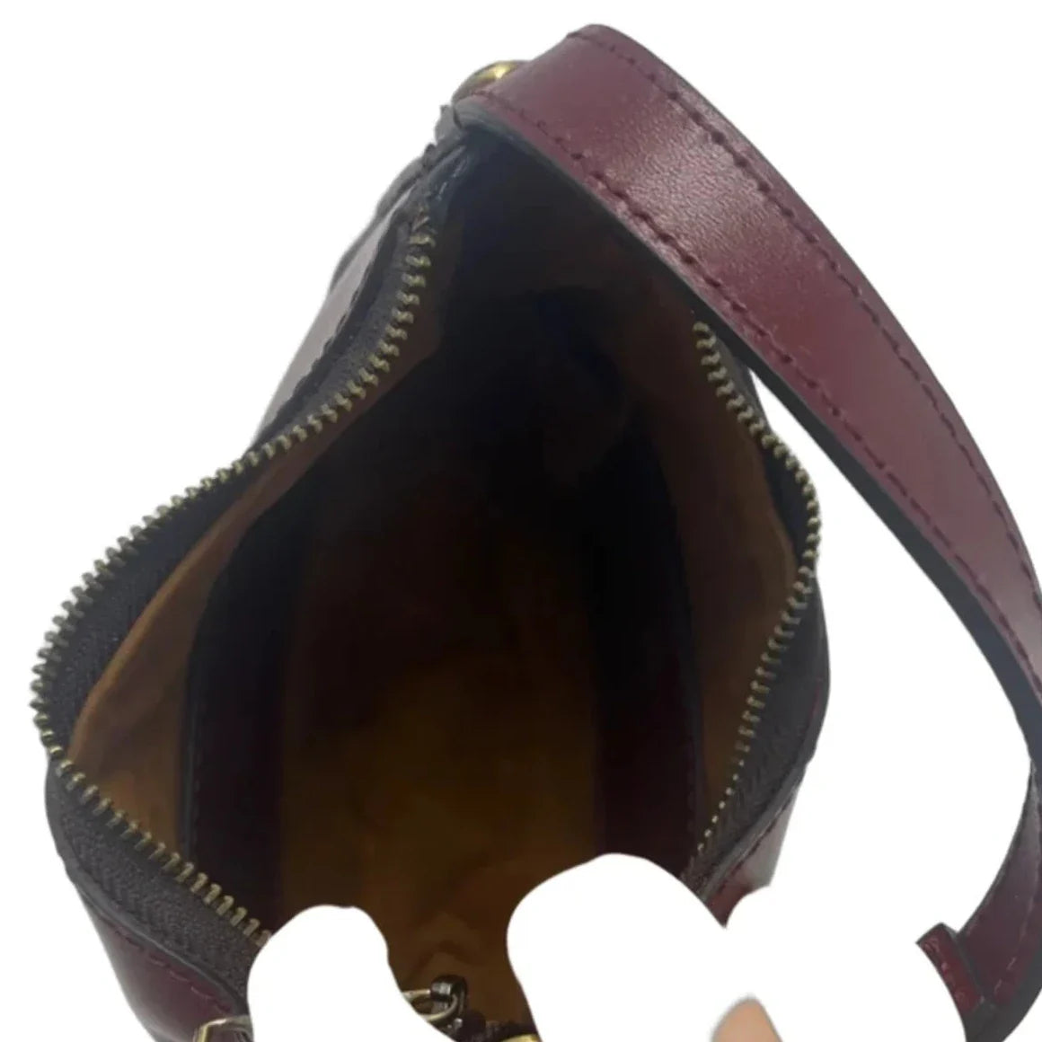 Handbag Designer By Patricia Nash