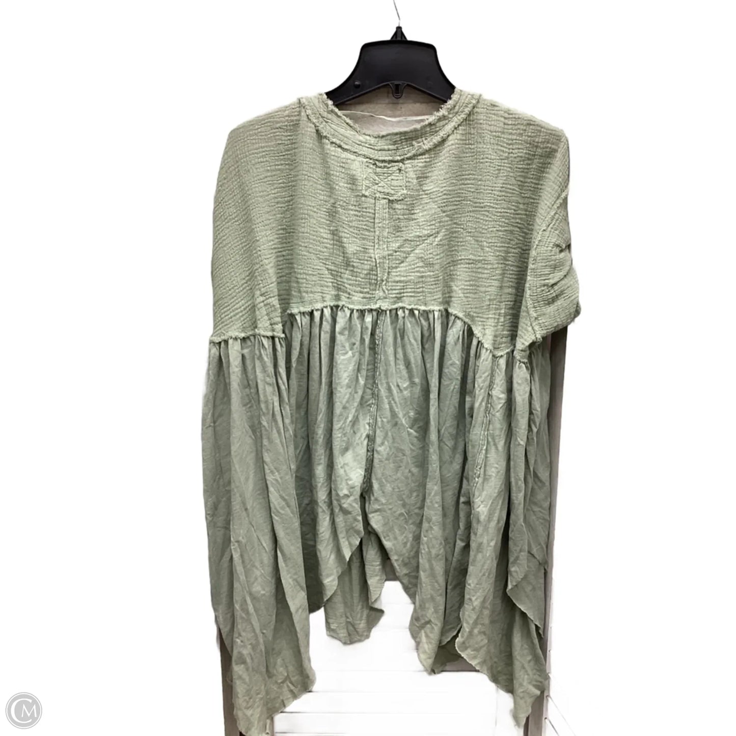 Top Short Sleeve By We The Free In Green, Size: M
