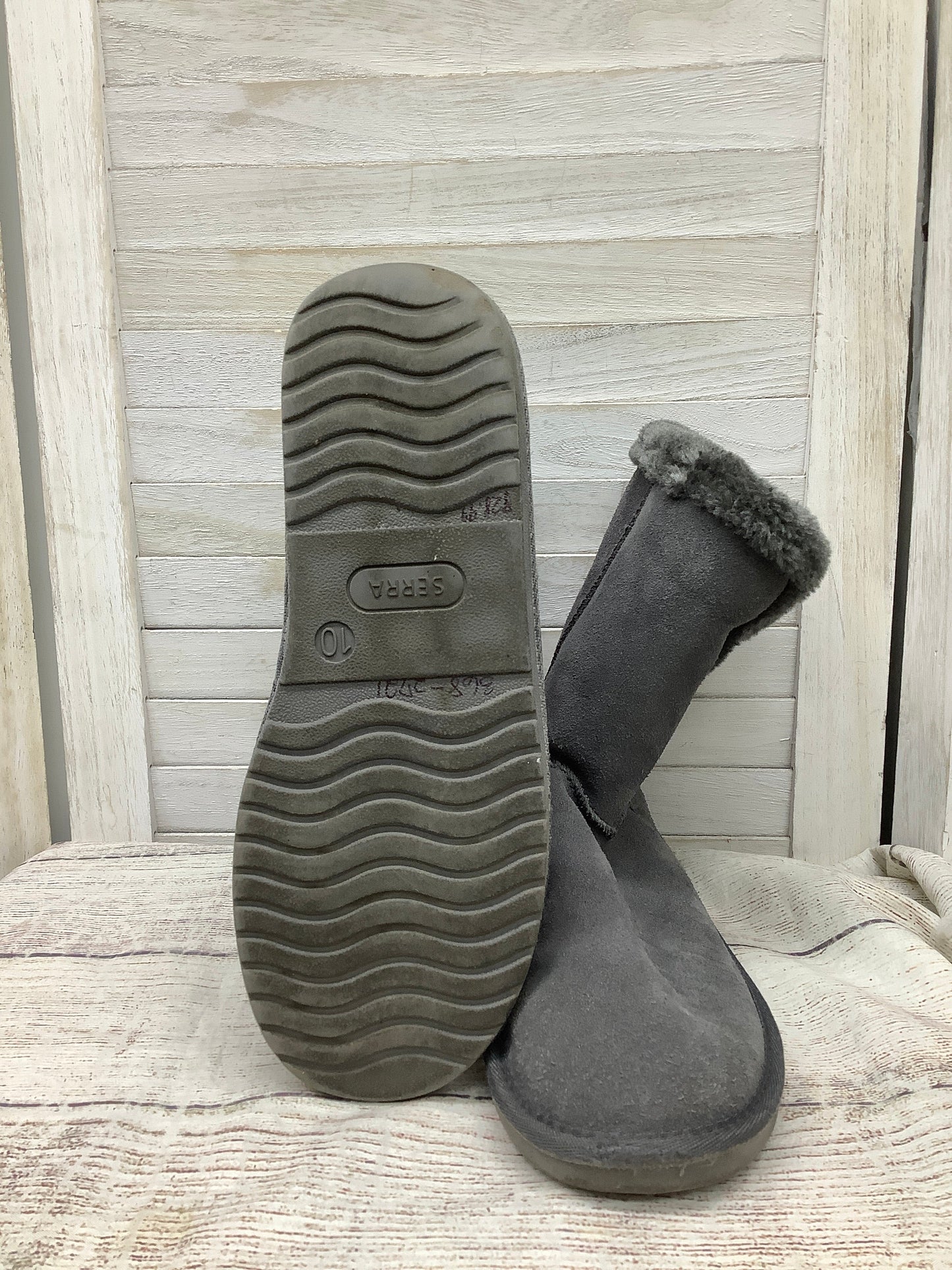 Boots Snow By Serra Size: 10