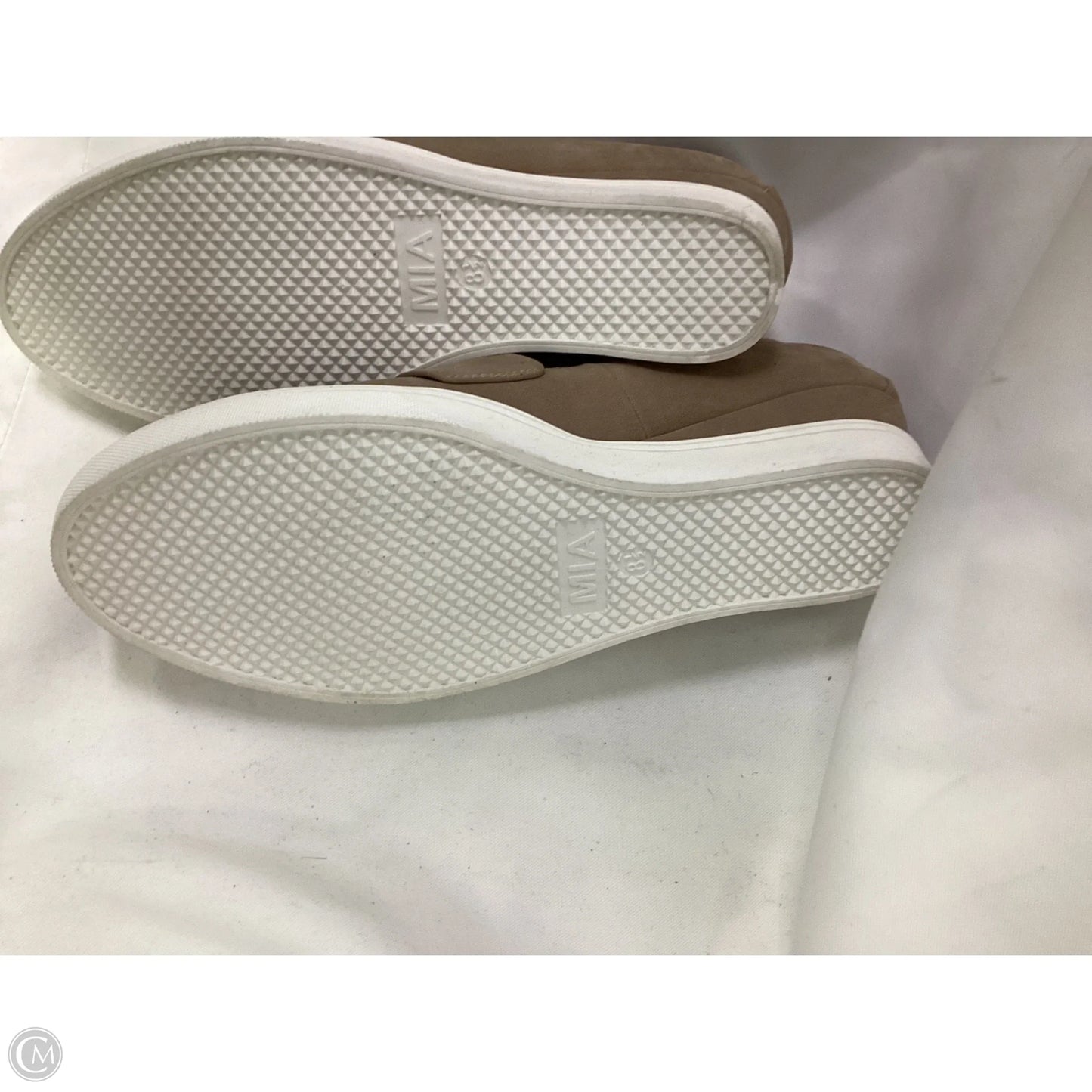 Shoes Flats By Mia In Beige, Size: 8.5