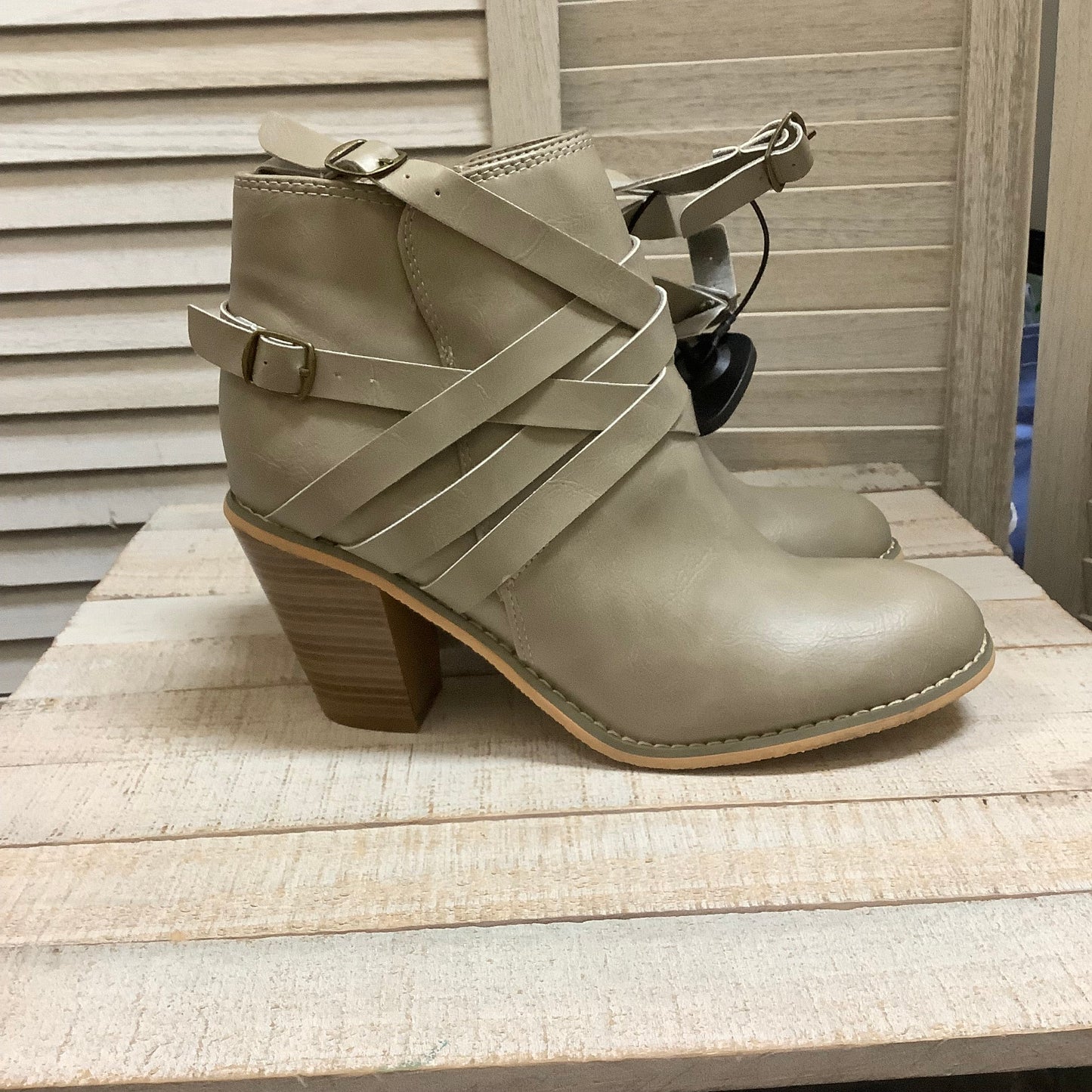 Boots Ankle Heels By Journee Size: 8.5