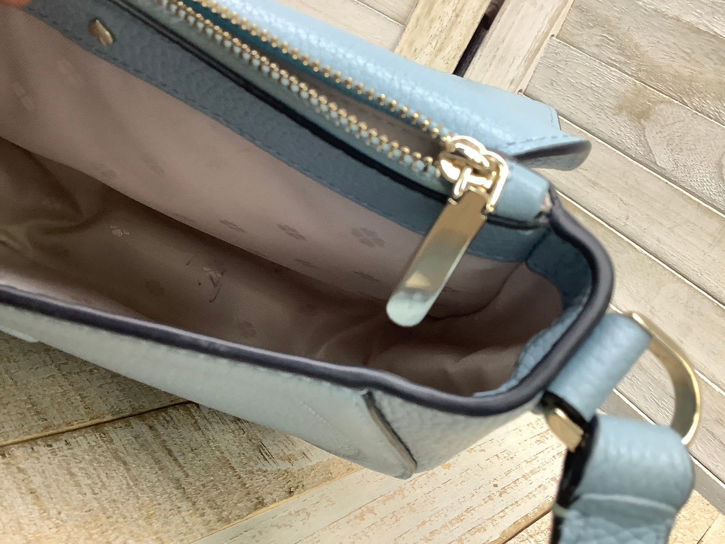 Crossbody Designer By Kate Spade Size: Medium