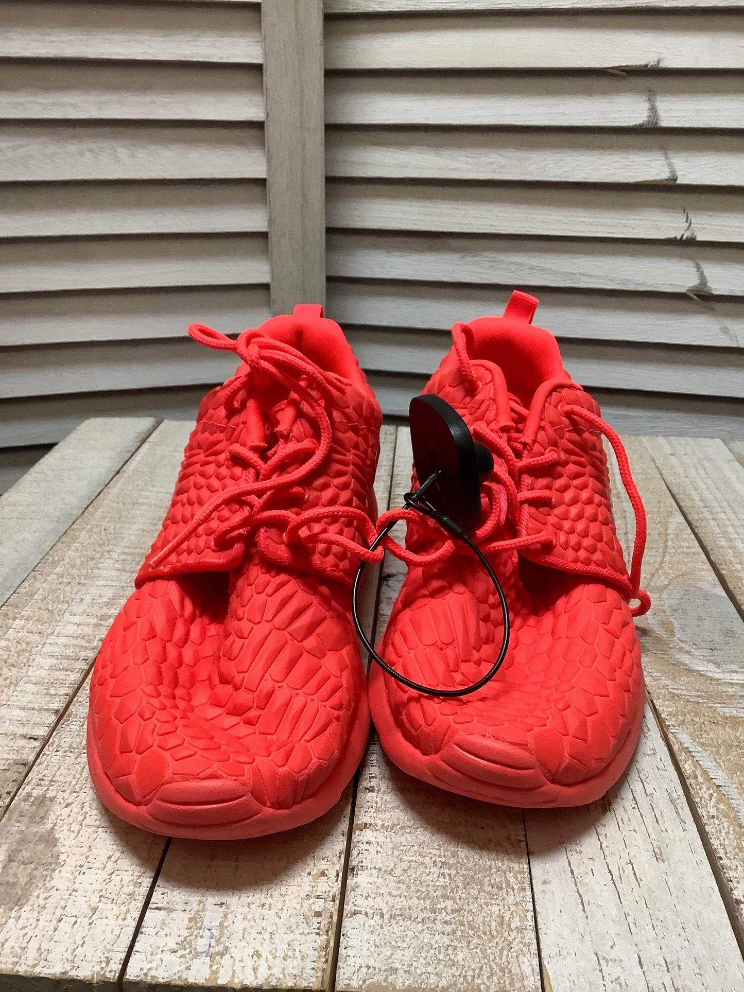 Shoes Athletic By Nike Size: 7