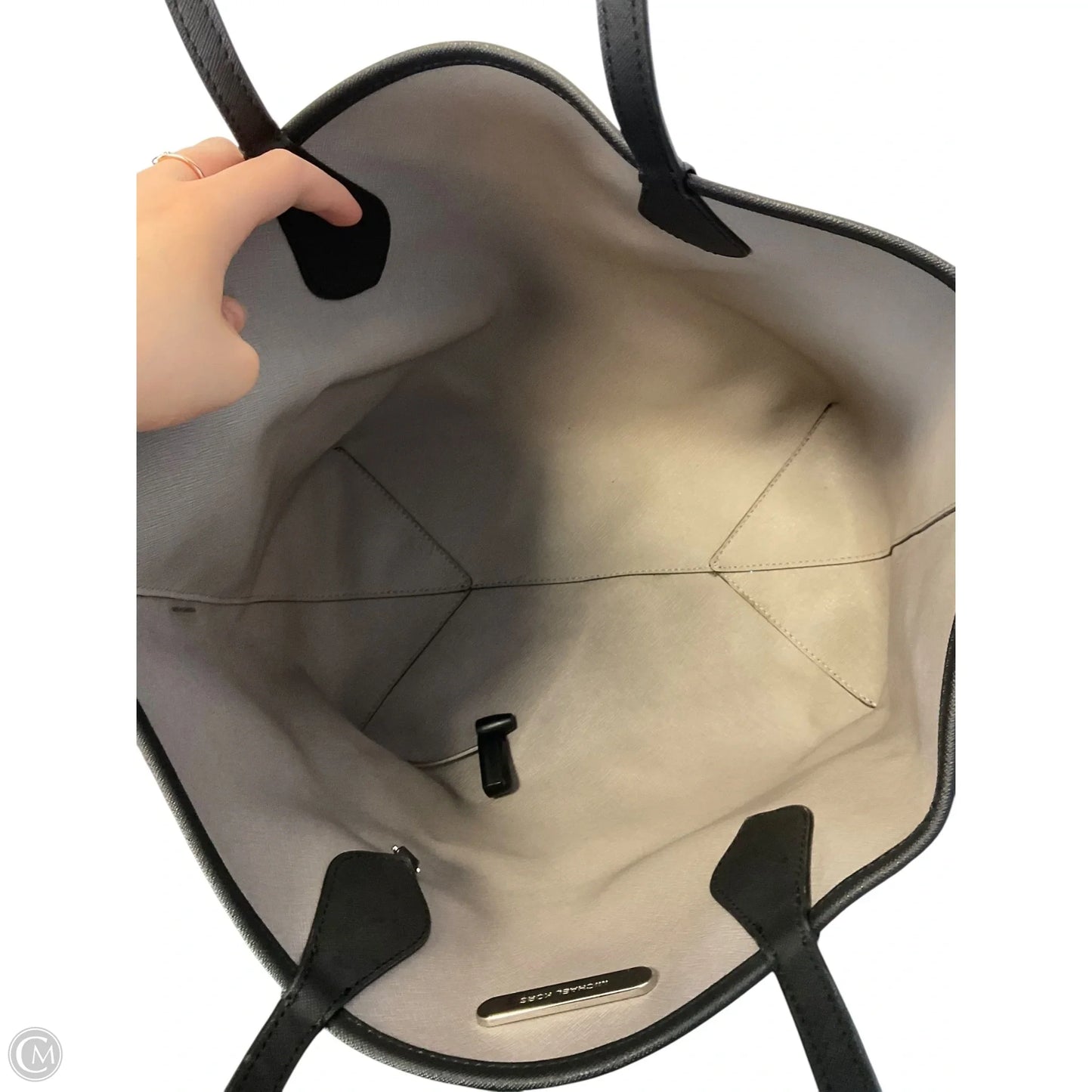 Handbag Designer By Michael Kors, Size: Medium