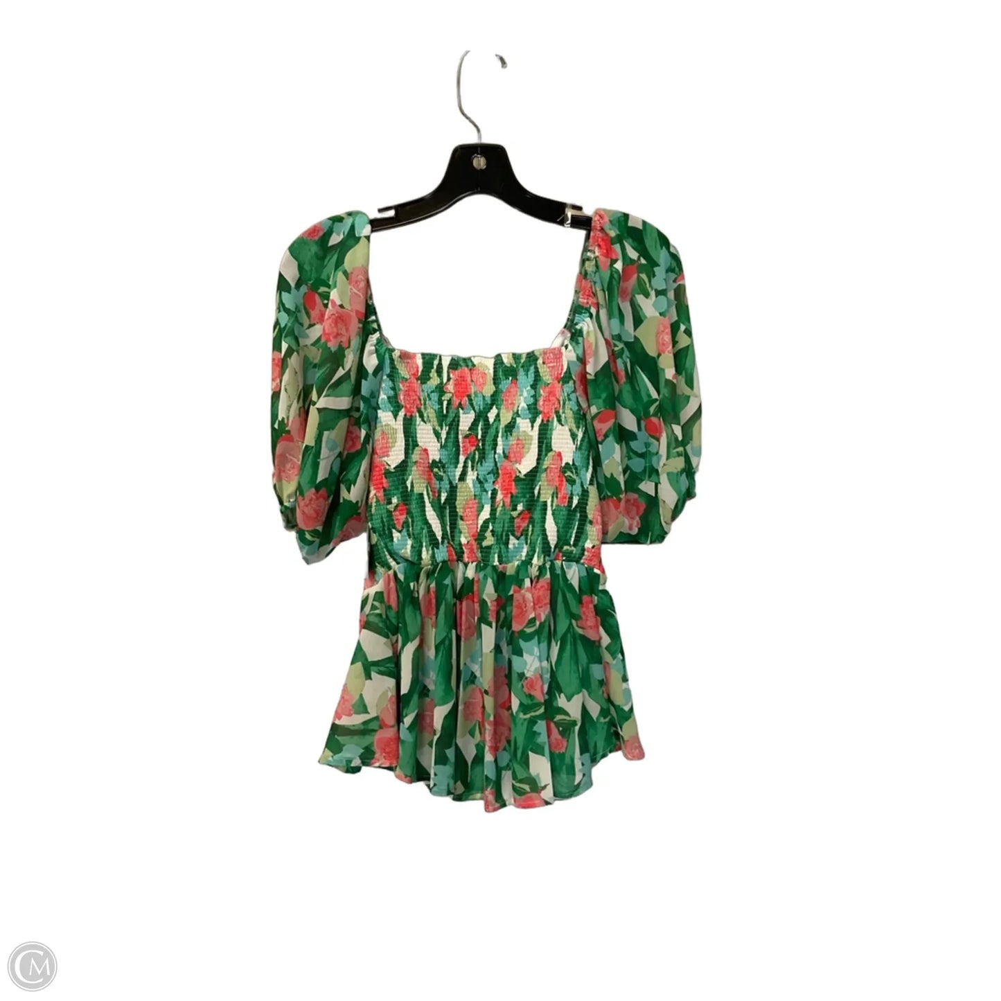 Top Short Sleeve By Flying Tomato In Green, Size: M