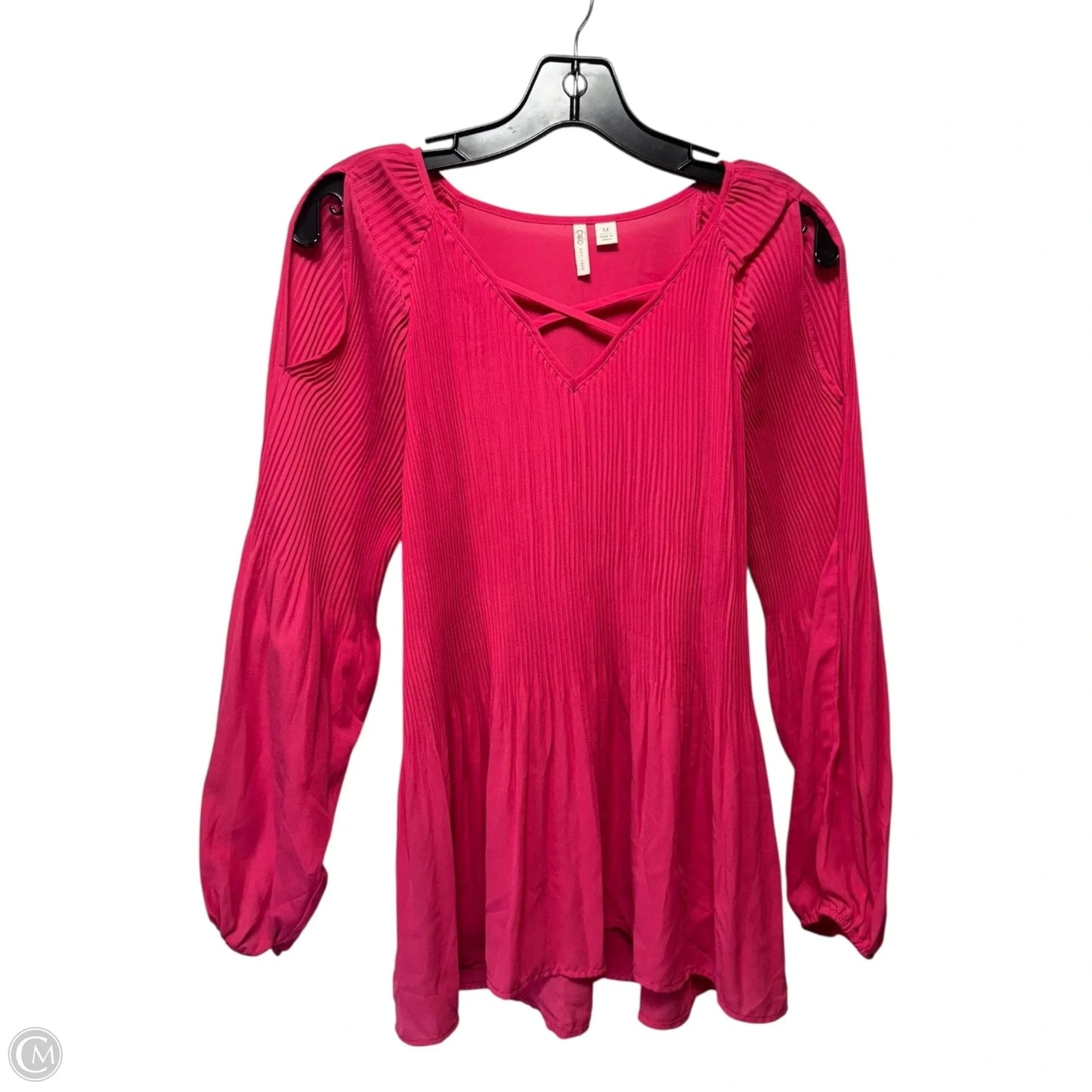 Pleated Cold Shoulder Top Long Sleeve By Cato In Pink, Size: M
