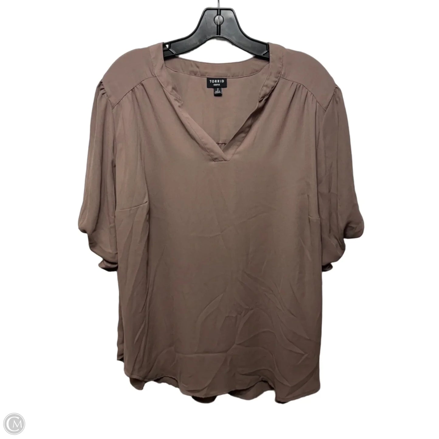 Top Short Sleeve By Torrid In Tan, Size: 2x