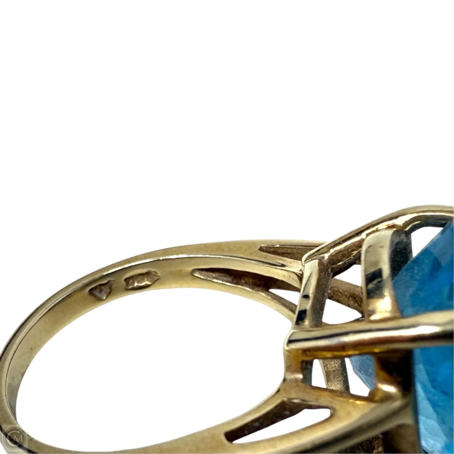 10k Yellow Gold & Faceted Teardrop Blue Topaz Solitaire Cocktail Ring, Size: 5.5