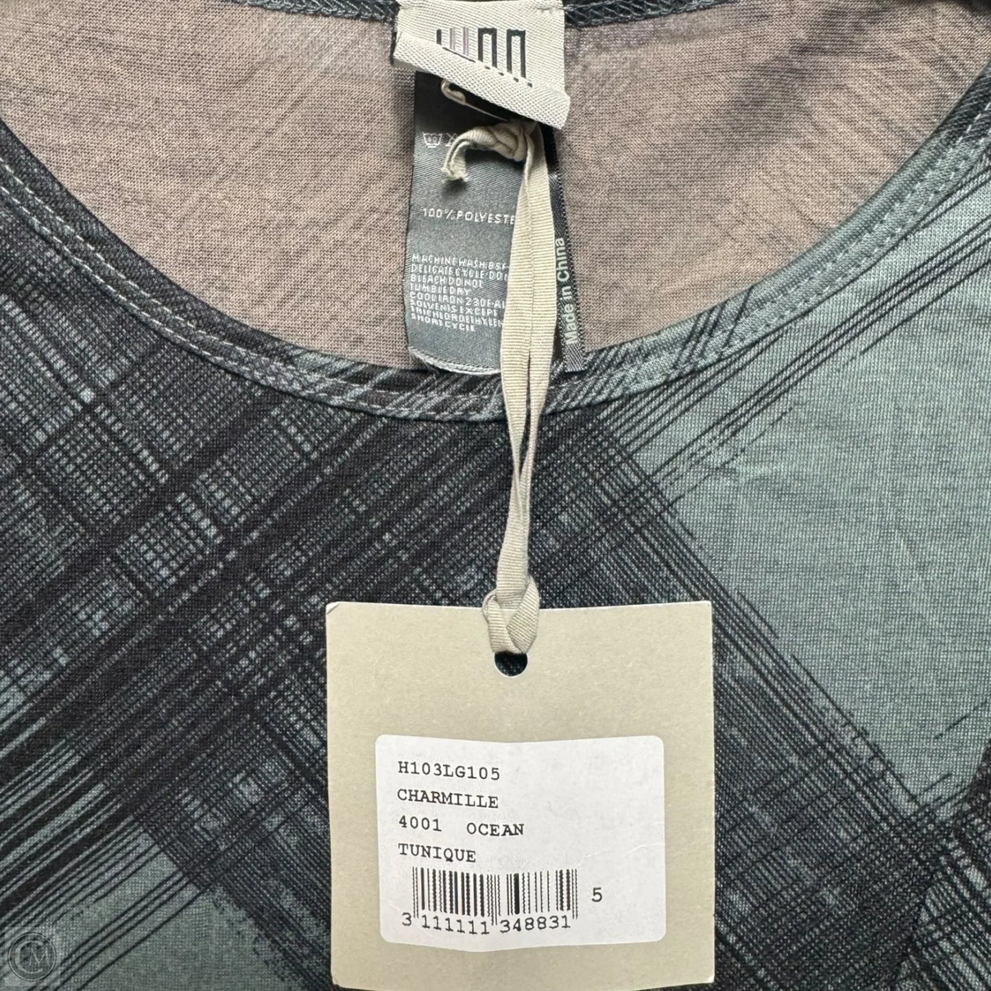 Gathered Hem Charmille Tunic Long Sleeve By Lunn By Lilith In Black & Green, Size: L