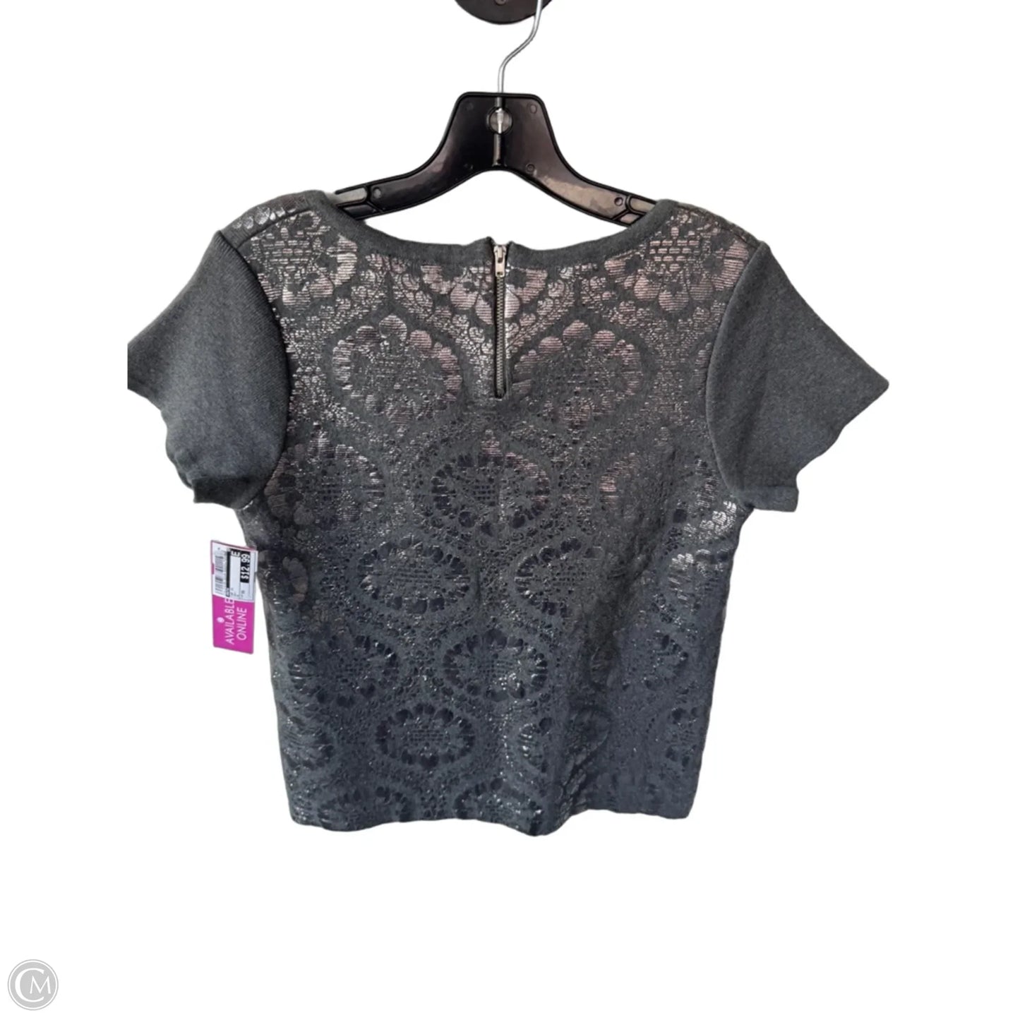 Top Short Sleeve By Moth In Grey, Size: Xs