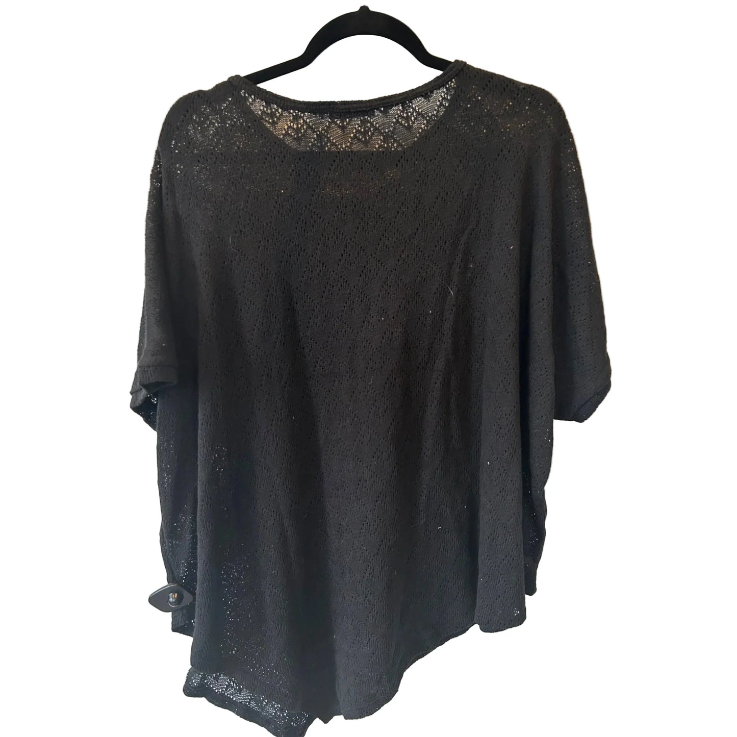 Sweater Short Sleeve By Heimish Usa In Black, Size: 1x