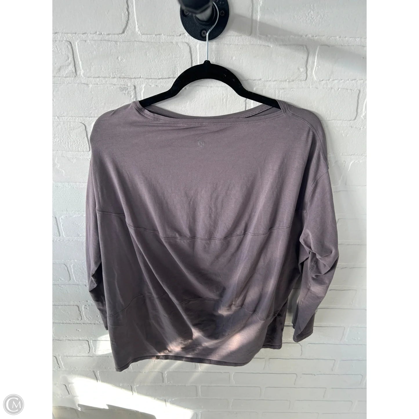 Athletic Top Long Sleeve Crewneck By Lululemon In Purple, Size: M