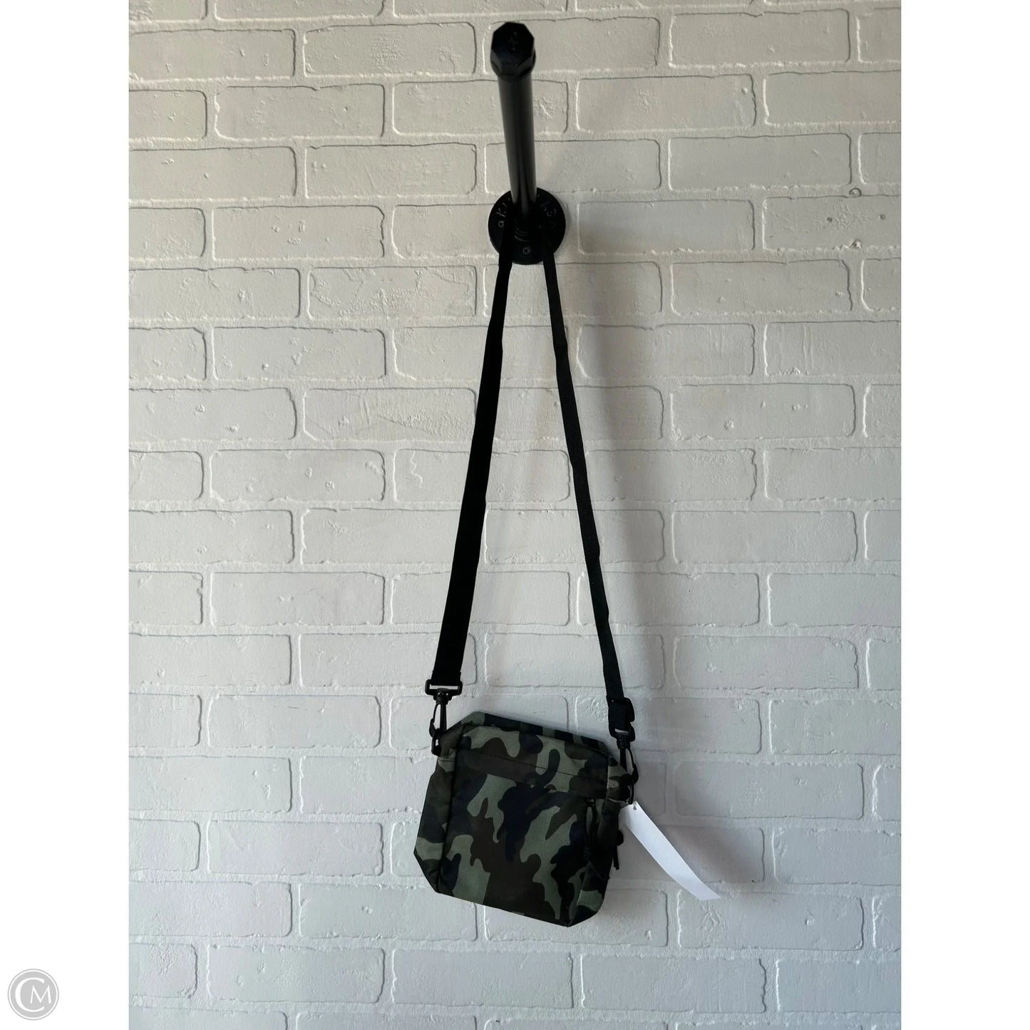 Crossbody By Clothes Mentor, Size: Small