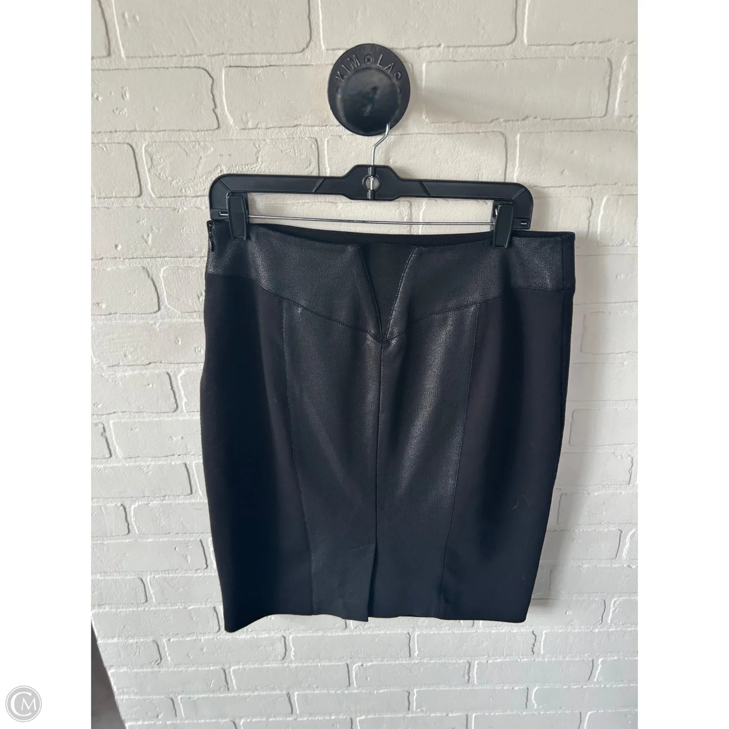 Skirt Mini & Short By Tahari In Black, Size: 10