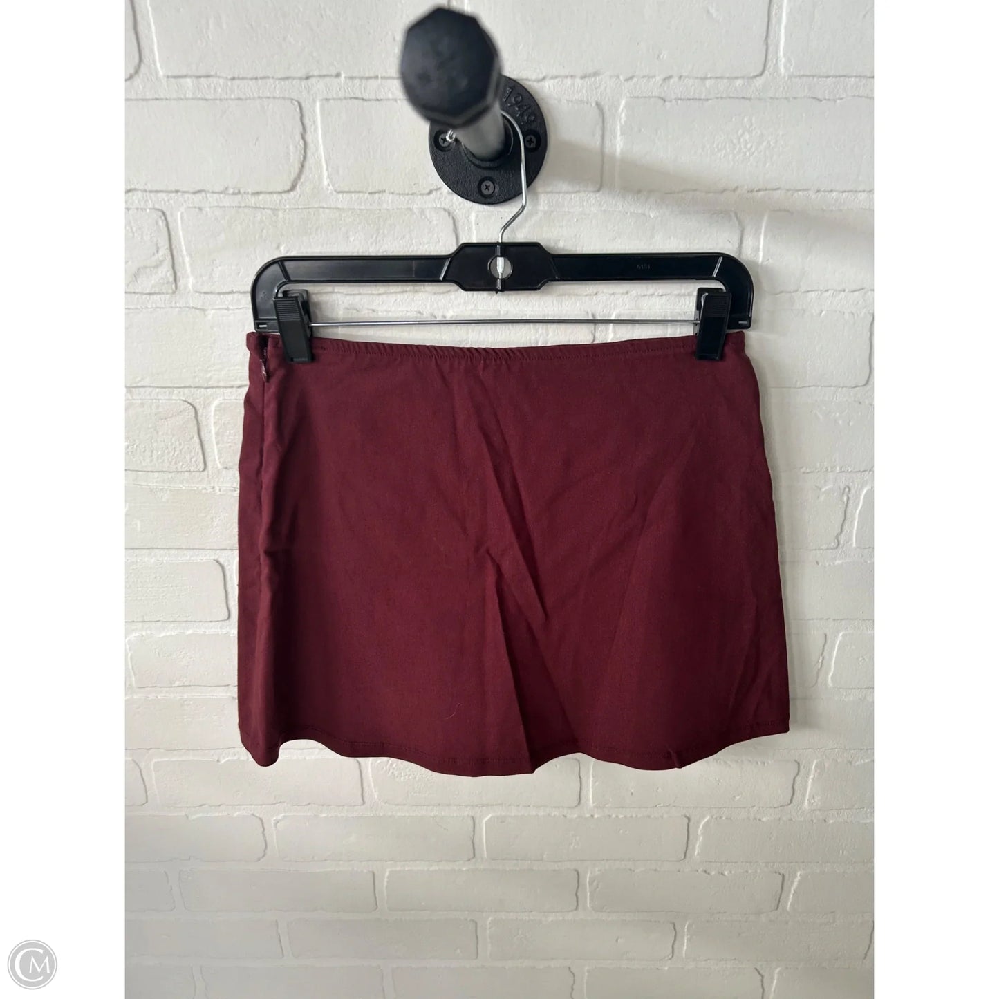Skirt Mini & Short By Wild Fable In Maroon, Size: S