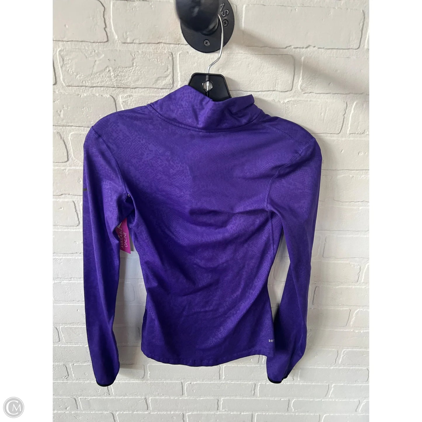 Athletic Top Long Sleeve Collar By Nike In Purple, Size: Xs