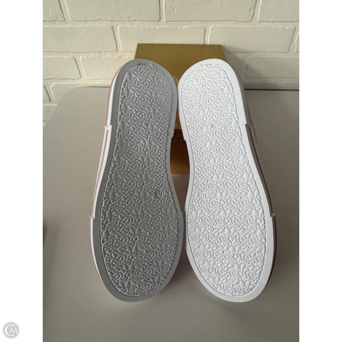 Shoes Sneakers By Very G In Pink & White, Size: 10