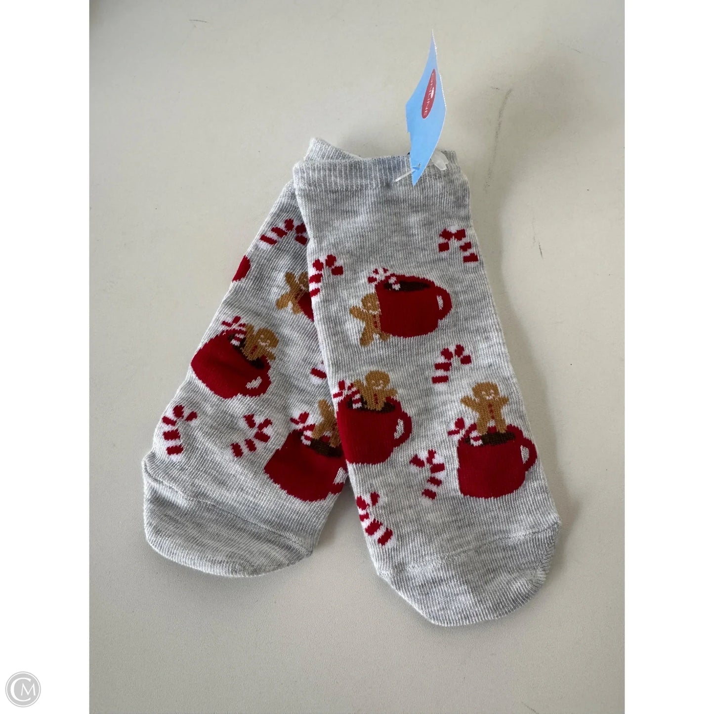 Socks By Clothes Mentor In Grey & Red, Size: 0