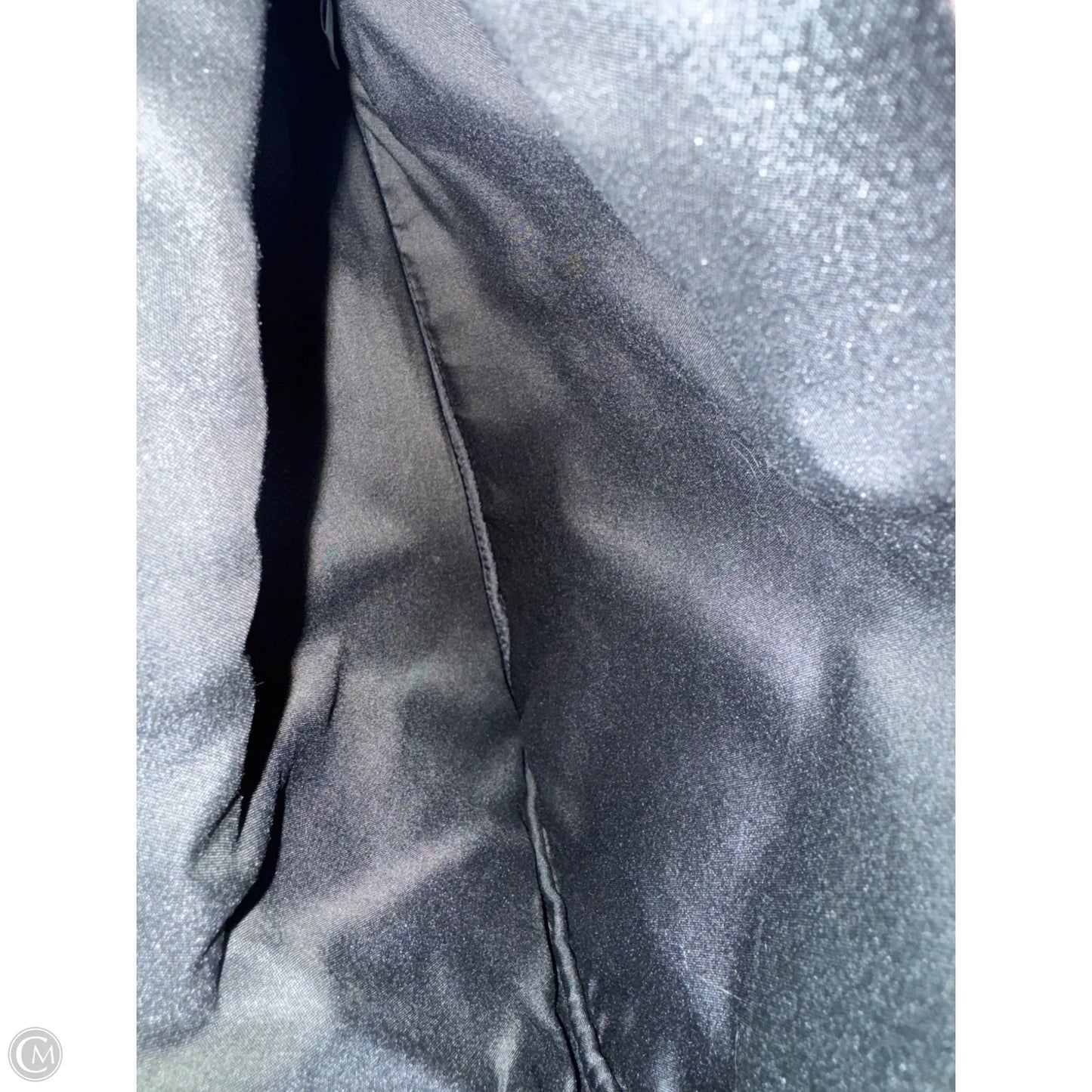 Clutch By Clothes Mentor, Size: Medium