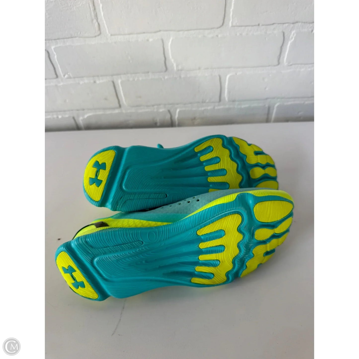 Shoes Athletic By Under Armour In Blue & Yellow, Size: 7.5