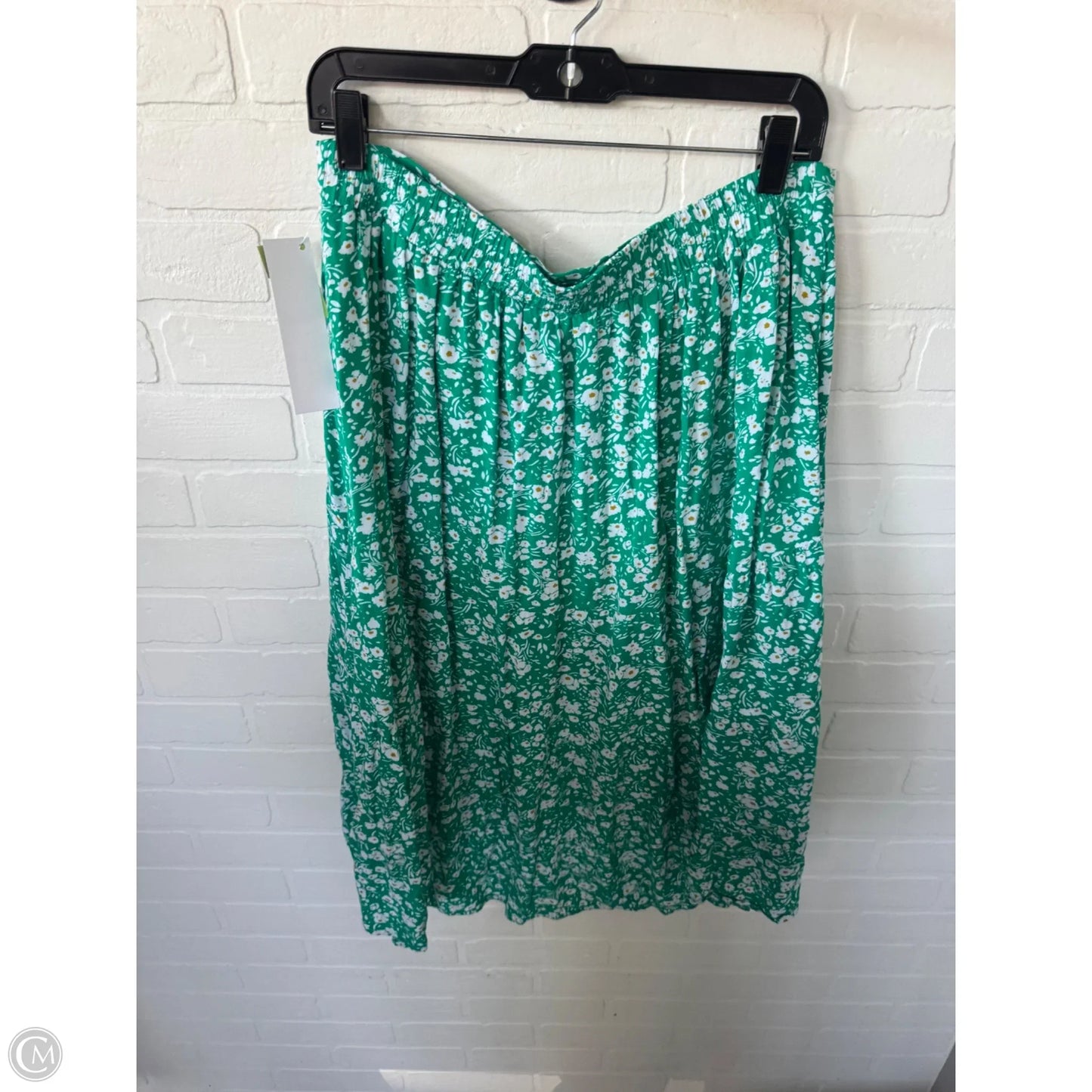 Skirt Mini & Short By Cme In Green & White, Size: 16