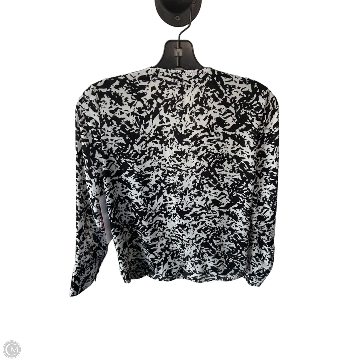 Top Long Sleeve By Halogen In Black & White, Size: Xsp
