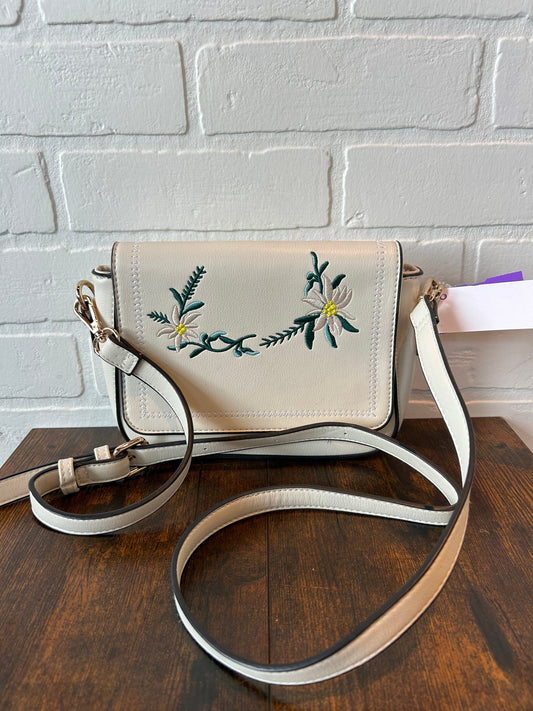 Crossbody By Urban Expressions  Size: Small