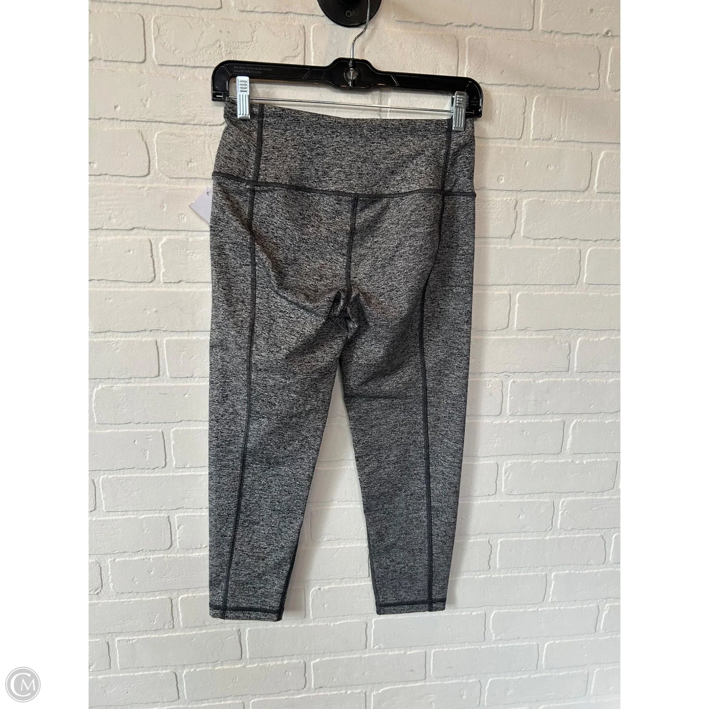 Athletic Leggings Capris By Victorias Secret In Grey, Size: 4