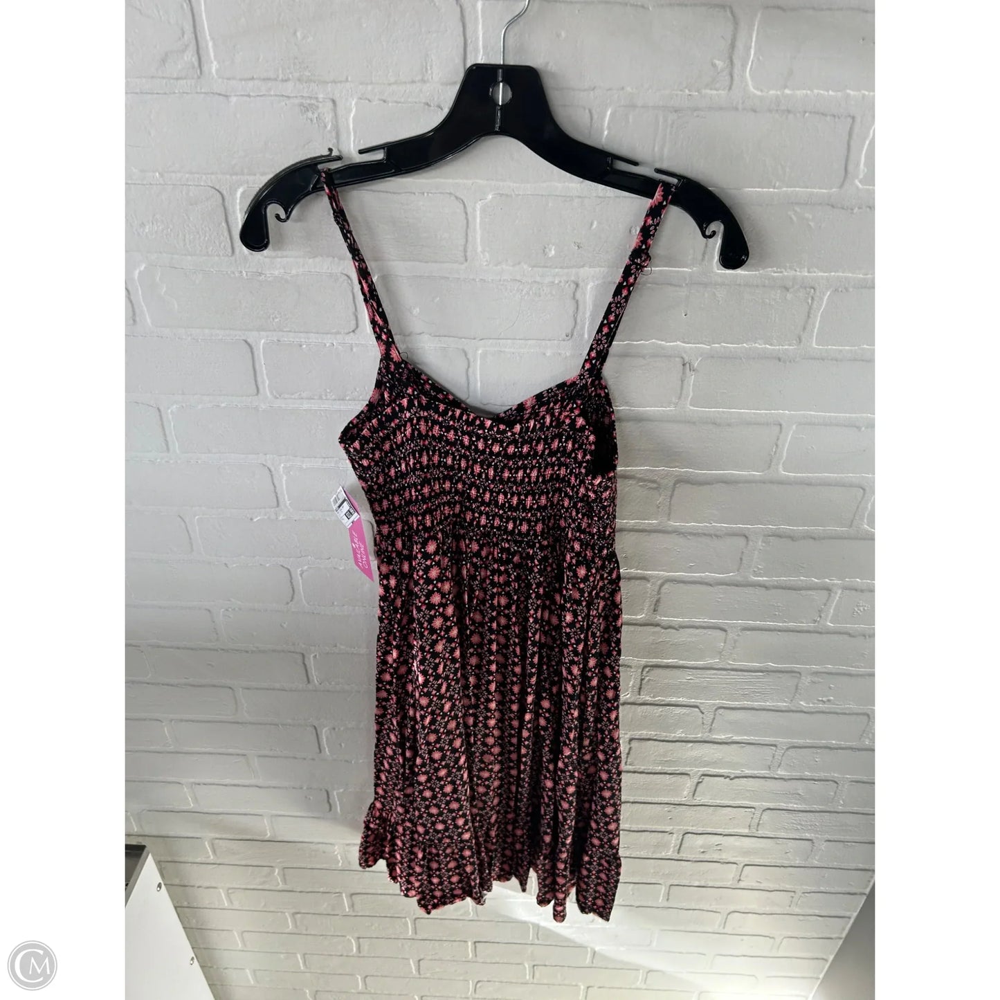 Dress Casual Short By Torrid In Black & Pink, Size: S