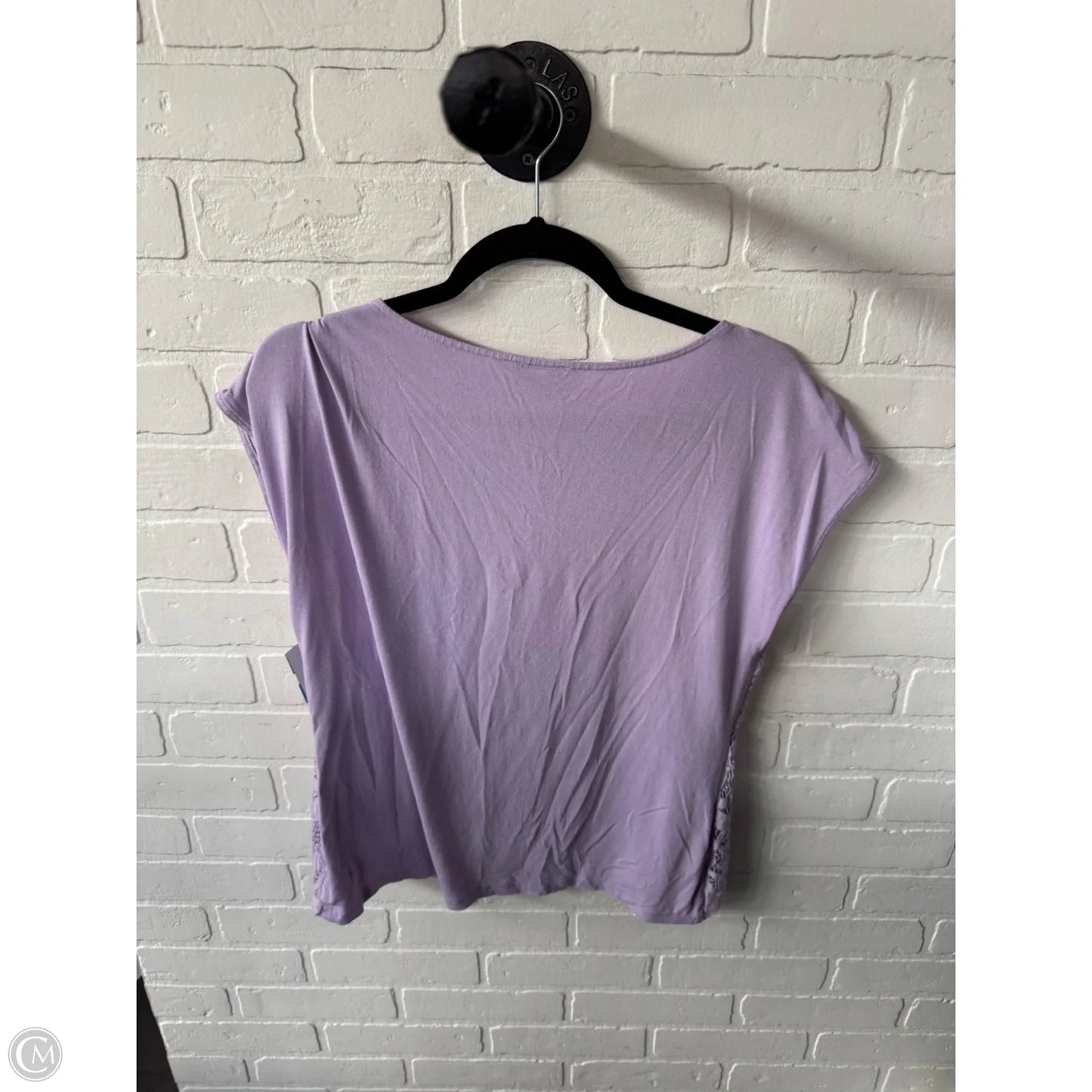 Top Short Sleeve By Vince Camuto In Purple, Size: S