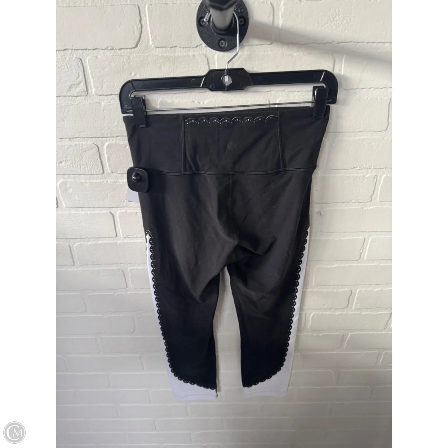 Athletic Leggings Capris By Athleta In Black & White, Size: 4