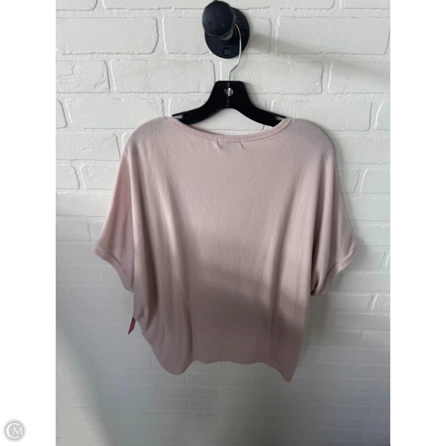 Top Short Sleeve By Michael Stars In Pink, Size: M