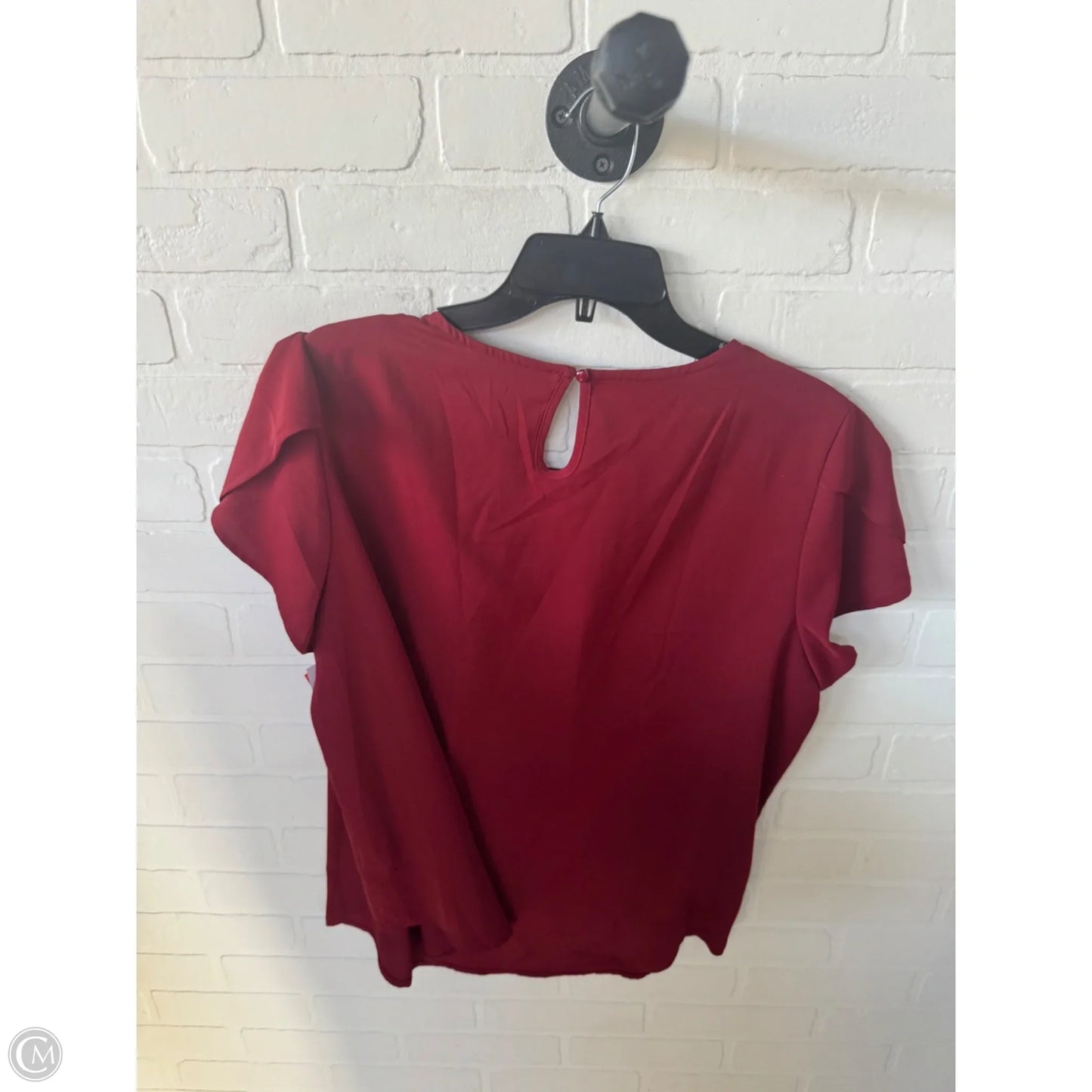 Top Short Sleeve By Clothes Mentor In Red, Size: Xl