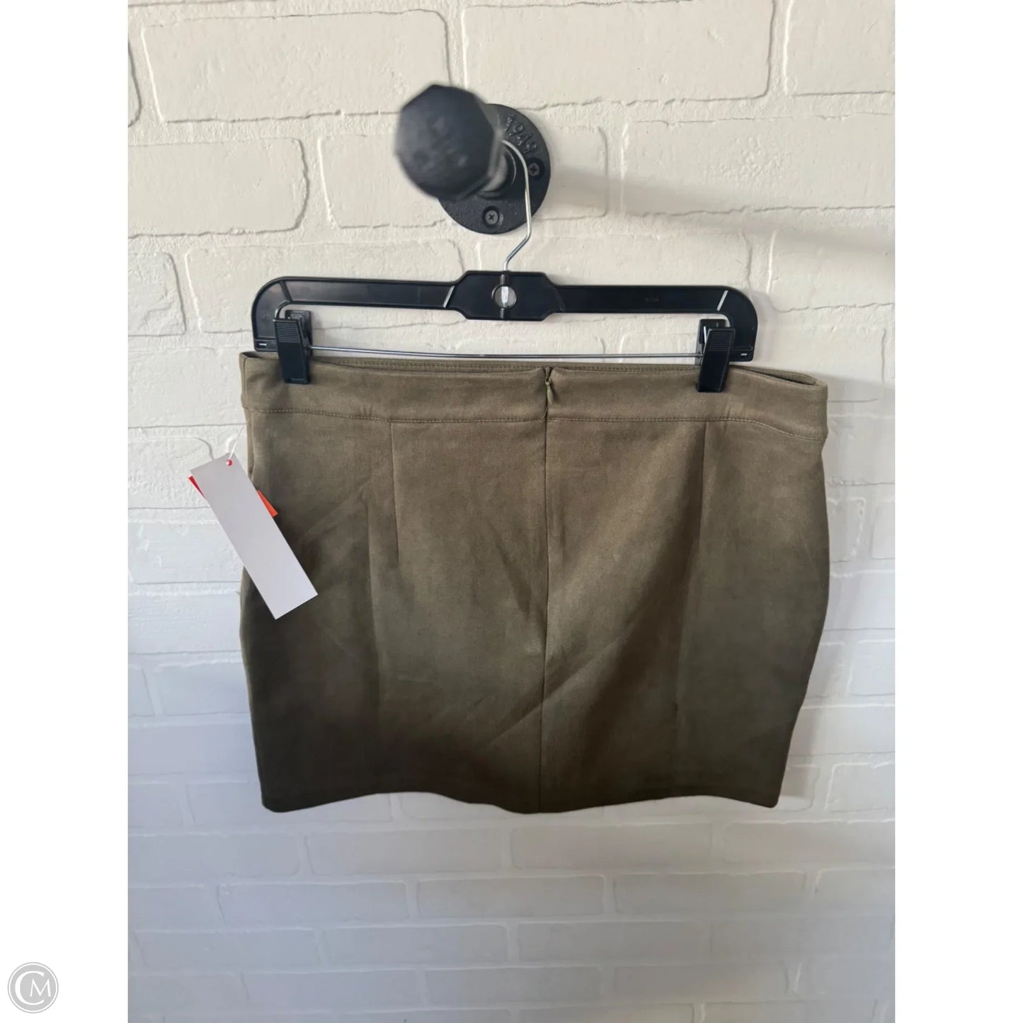 Skirt Mini & Short By Clothes Mentor In Green, Size: 12