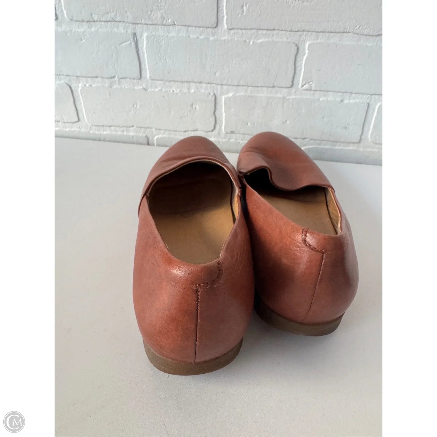 Shoes Flats By Dansko In Brown, Size: 8.5