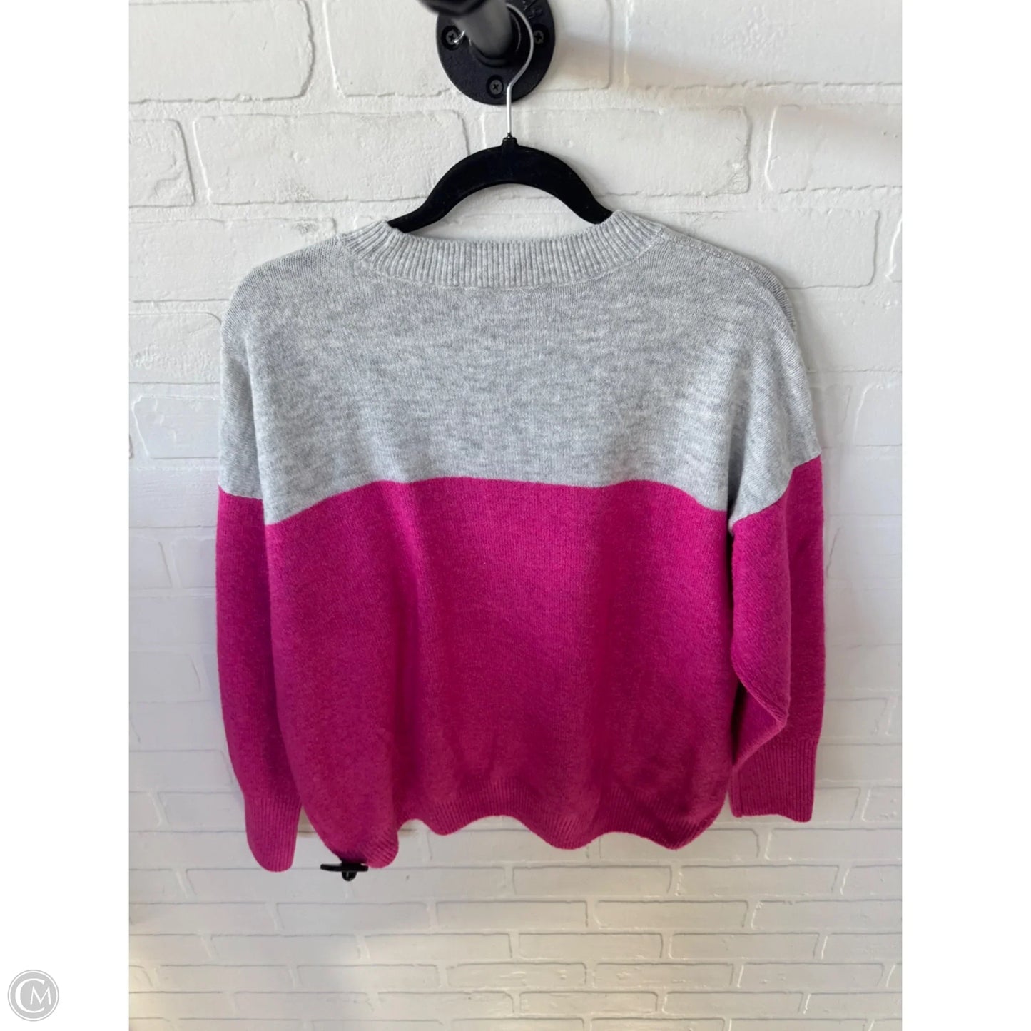 Sweater By Vince Camuto In Grey & Pink, Size: M